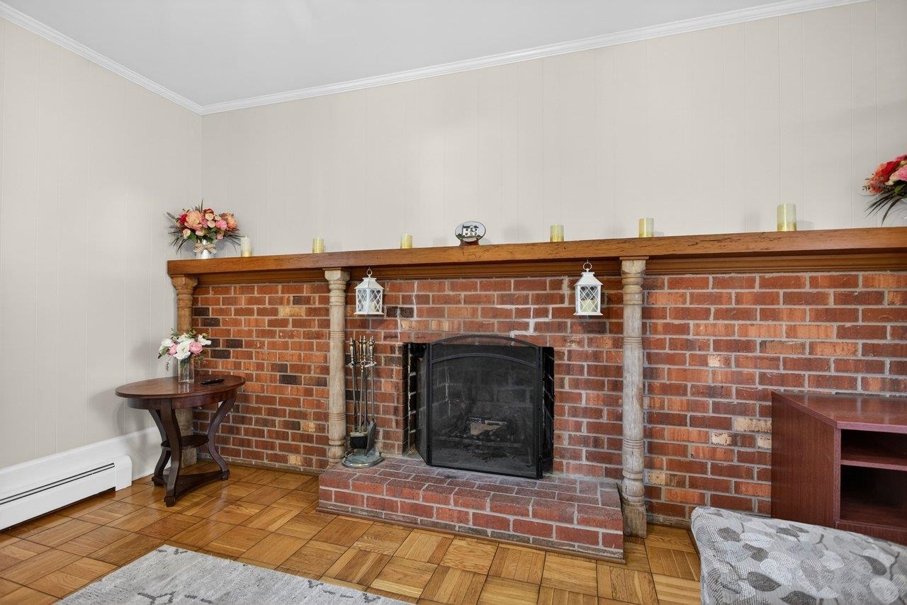 420 W SPRING ST, WOODSTOCK, Virginia 22664, 4 Bedrooms Bedrooms, ,2 BathroomsBathrooms,Residential,420 W SPRING ST,678107 MLS # 678107 420 W SPRING ST, WOODSTOCK, Virginia 22664, 4 Bedrooms Bedrooms, ,2 BathroomsBathrooms,Residential,420 W SPRING ST,678107 MLS # 678107