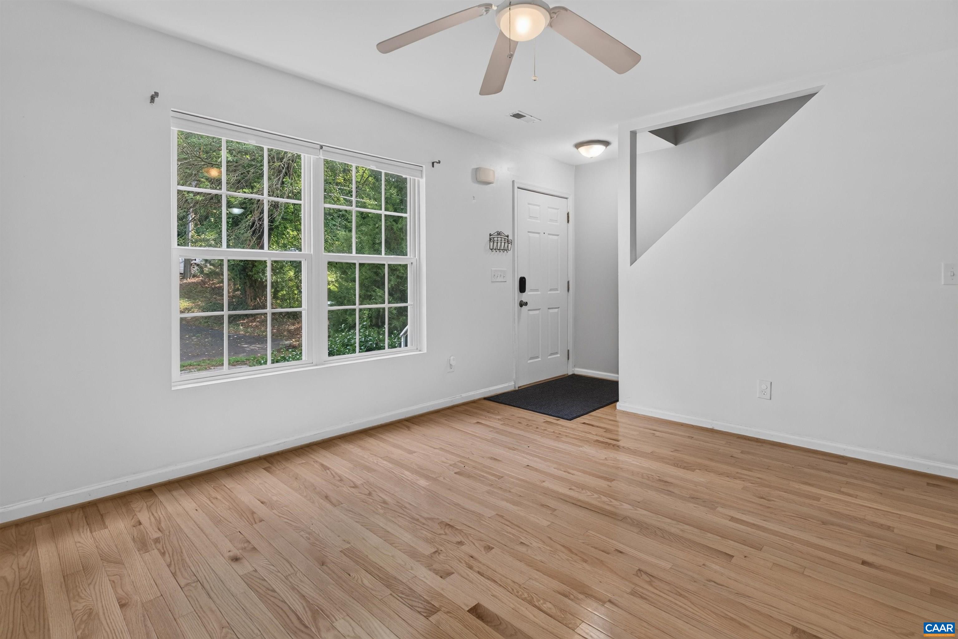 562 CLEVELAND AVE, CHARLOTTESVILLE, Virginia 22903, 3 Bedrooms Bedrooms, ,3 BathroomsBathrooms,Residential,562 CLEVELAND AVE,679395 MLS # 679395 562 CLEVELAND AVE, CHARLOTTESVILLE, Virginia 22903, 3 Bedrooms Bedrooms, ,3 BathroomsBathrooms,Residential,562 CLEVELAND AVE,679395 MLS # 679395