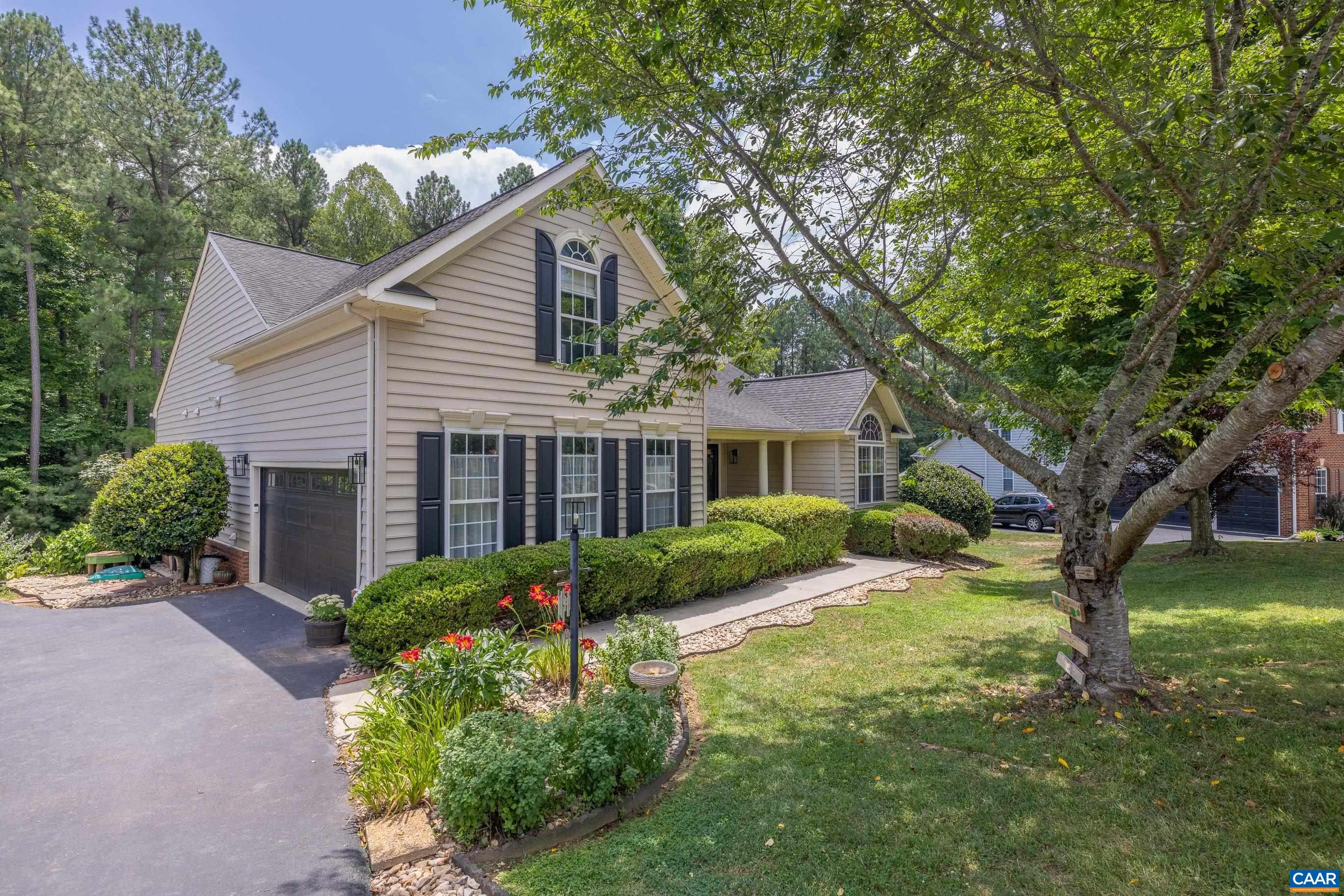 137 WHISPERING WOODS PL, ZION CROSSROADS, Virginia 22942, 4 Bedrooms Bedrooms, ,3 BathroomsBathrooms,Residential,137 WHISPERING WOODS PL,679447 MLS # 679447