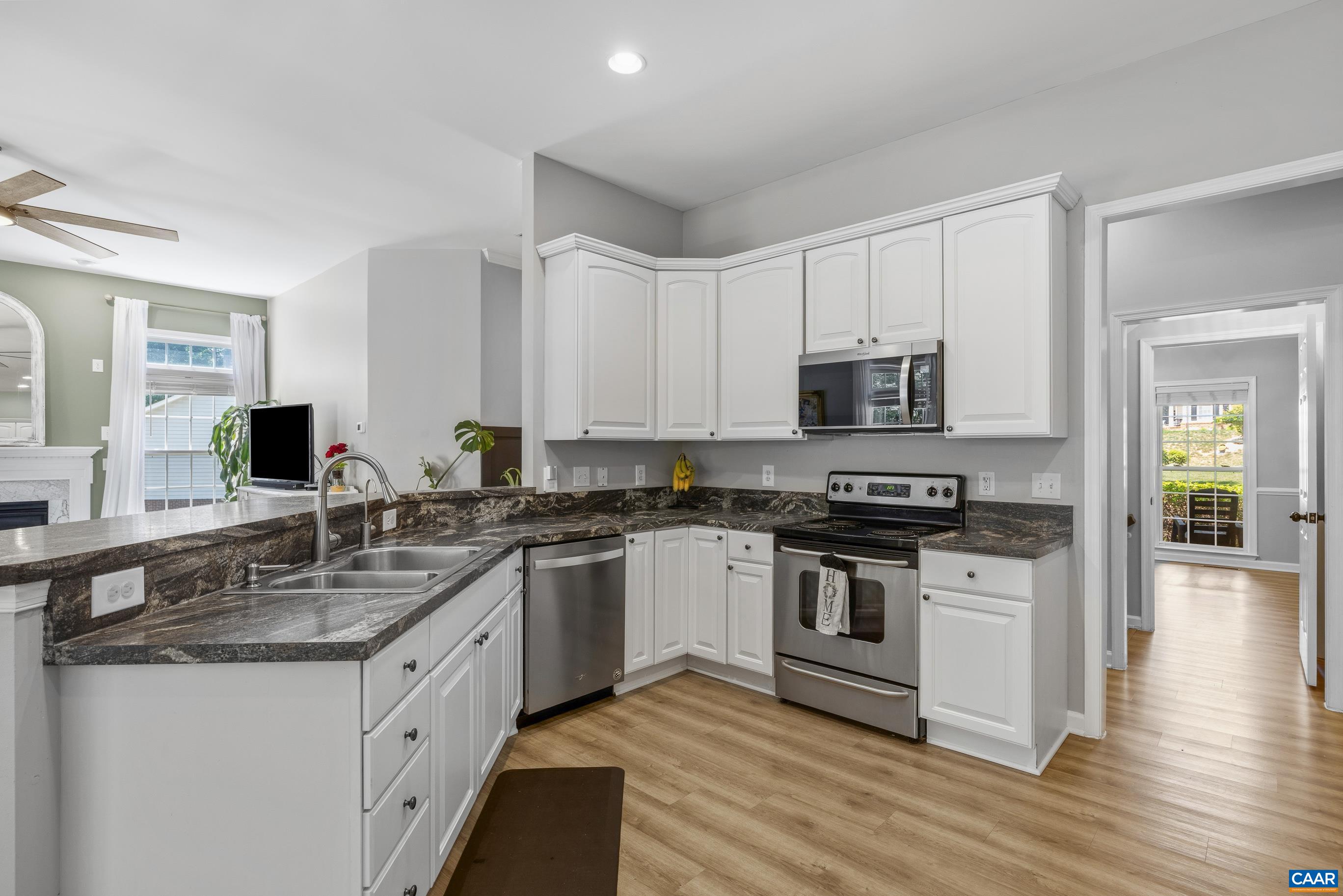 137 WHISPERING WOODS PL, ZION CROSSROADS, Virginia 22942, 4 Bedrooms Bedrooms, ,3 BathroomsBathrooms,Residential,137 WHISPERING WOODS PL,679447 MLS # 679447