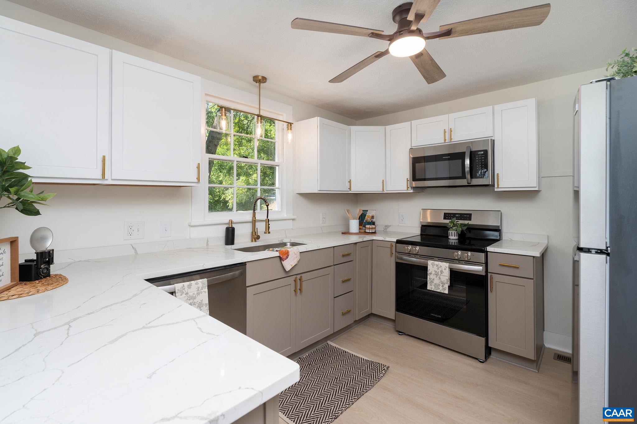 401 STRAITH ST, STAUNTON, Virginia 24401, 3 Bedrooms Bedrooms, ,1 BathroomBathrooms,Residential,401 STRAITH ST,680352 MLS # 680352 401 STRAITH ST, STAUNTON, Virginia 24401, 3 Bedrooms Bedrooms, ,1 BathroomBathrooms,Residential,401 STRAITH ST,680352 MLS # 680352