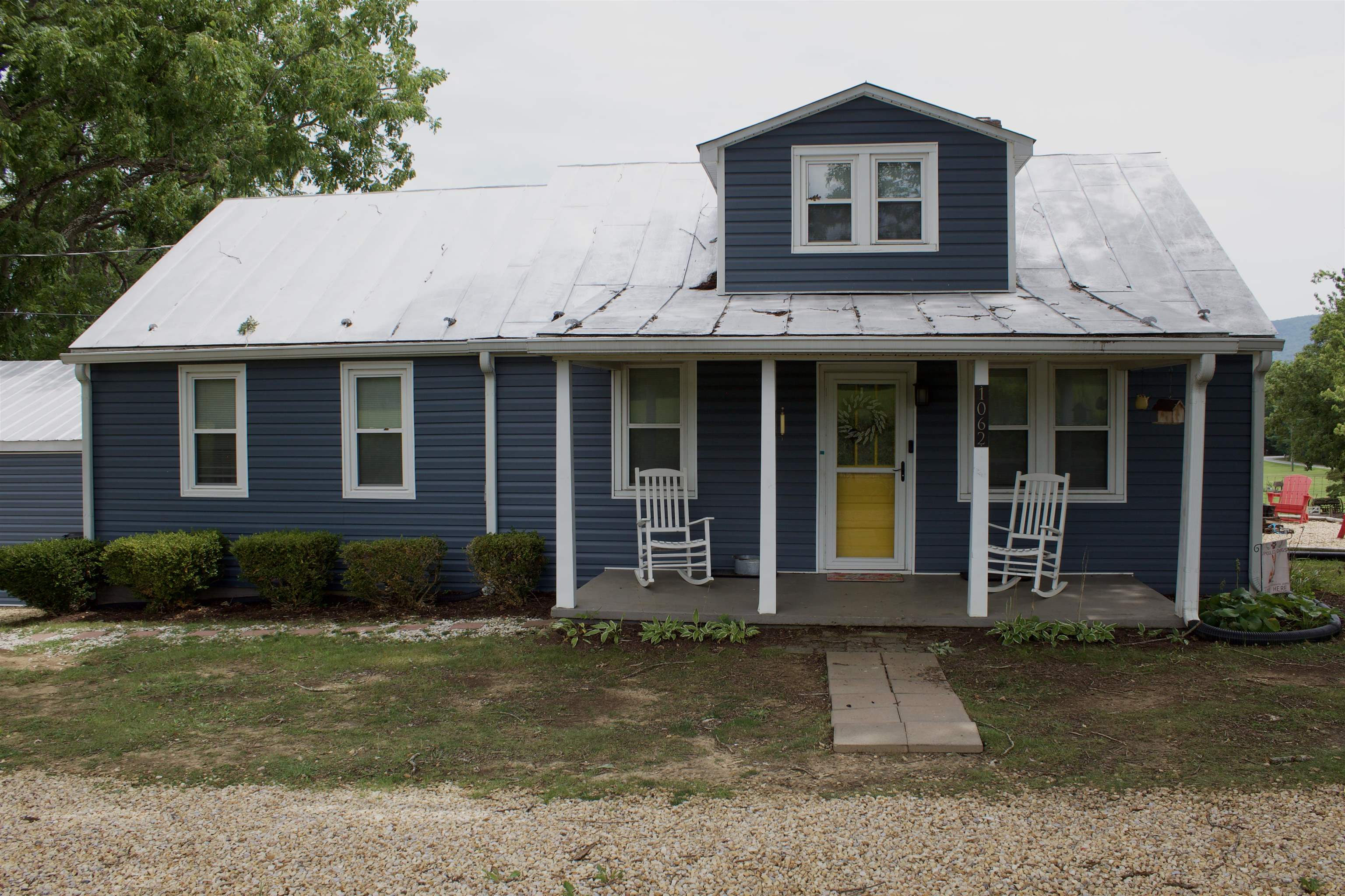 1062 COLD SPRINGS RD, STUARTS DRAFT, Virginia 24477, 3 Bedrooms Bedrooms, ,1 BathroomBathrooms,Residential,1062 COLD SPRINGS RD,680591 MLS # 680591 1062 COLD SPRINGS RD, STUARTS DRAFT, Virginia 24477, 3 Bedrooms Bedrooms, ,1 BathroomBathrooms,Residential,1062 COLD SPRINGS RD,680591 MLS # 680591