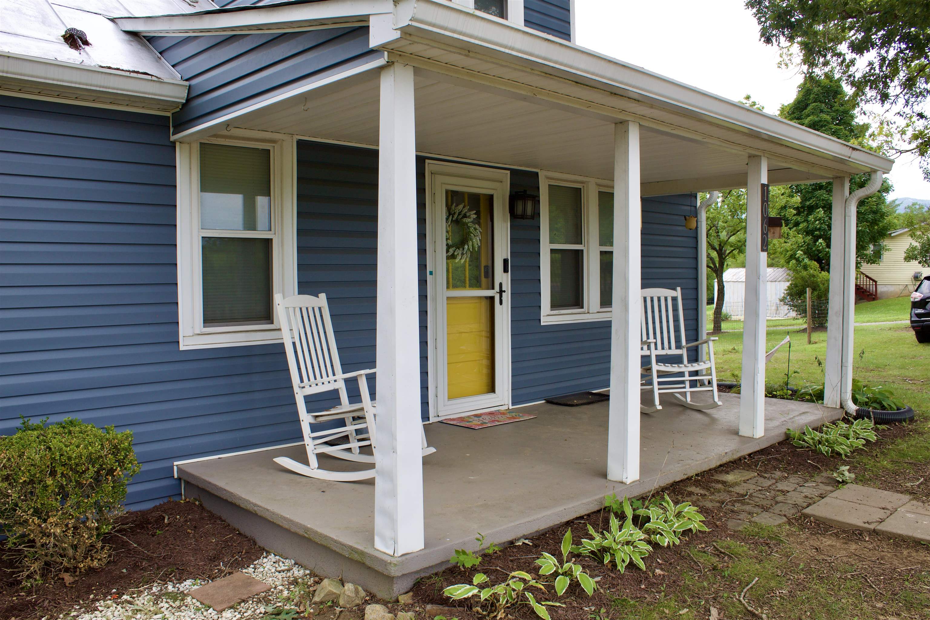 1062 COLD SPRINGS RD, STUARTS DRAFT, Virginia 24477, 3 Bedrooms Bedrooms, ,1 BathroomBathrooms,Residential,1062 COLD SPRINGS RD,680591 MLS # 680591 1062 COLD SPRINGS RD, STUARTS DRAFT, Virginia 24477, 3 Bedrooms Bedrooms, ,1 BathroomBathrooms,Residential,1062 COLD SPRINGS RD,680591 MLS # 680591