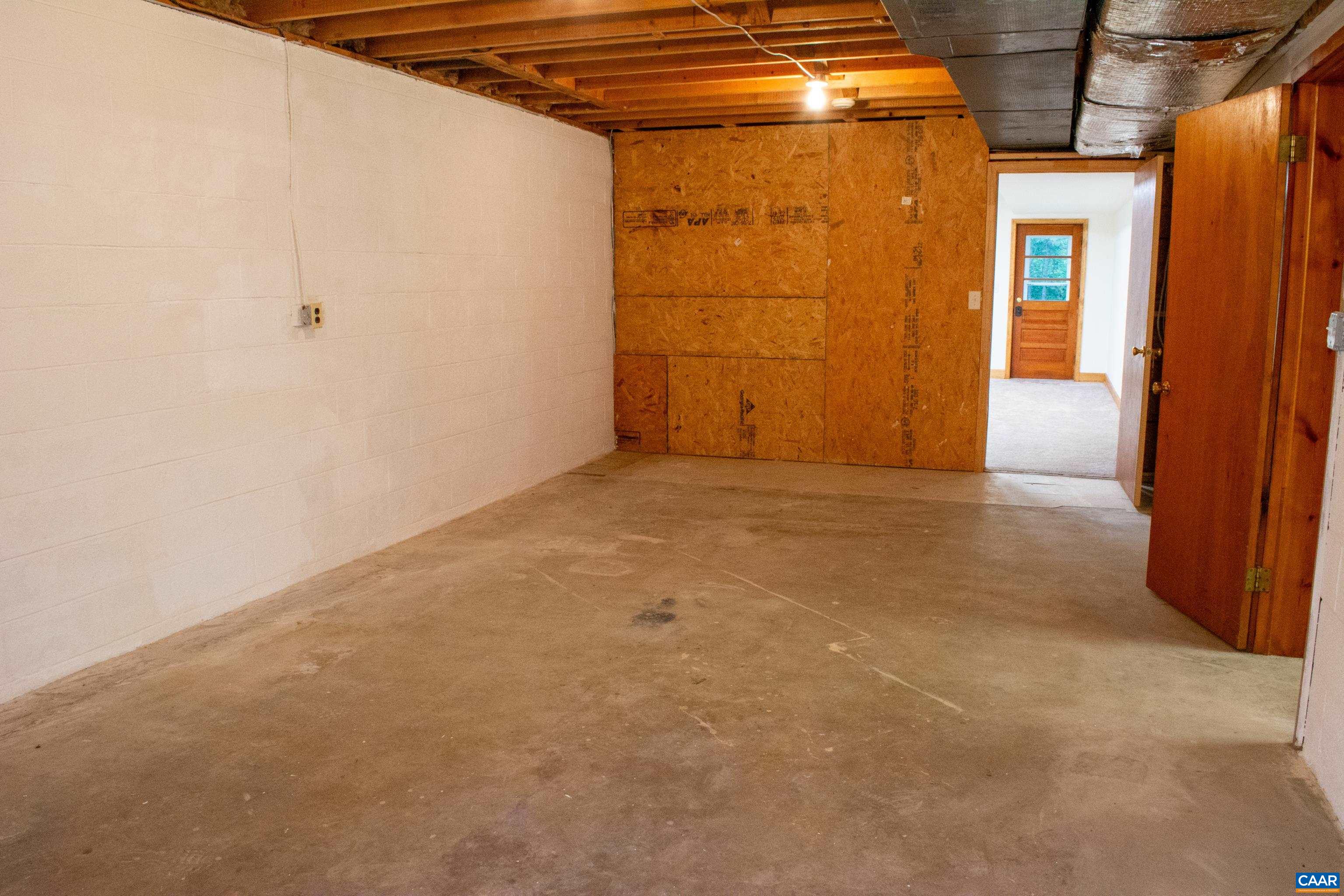 521 COURTHOUSE RD, PALMYRA, Virginia 22963, 5 Bedrooms Bedrooms, ,2 BathroomsBathrooms,Residential,521 COURTHOUSE RD,680597 MLS # 680597