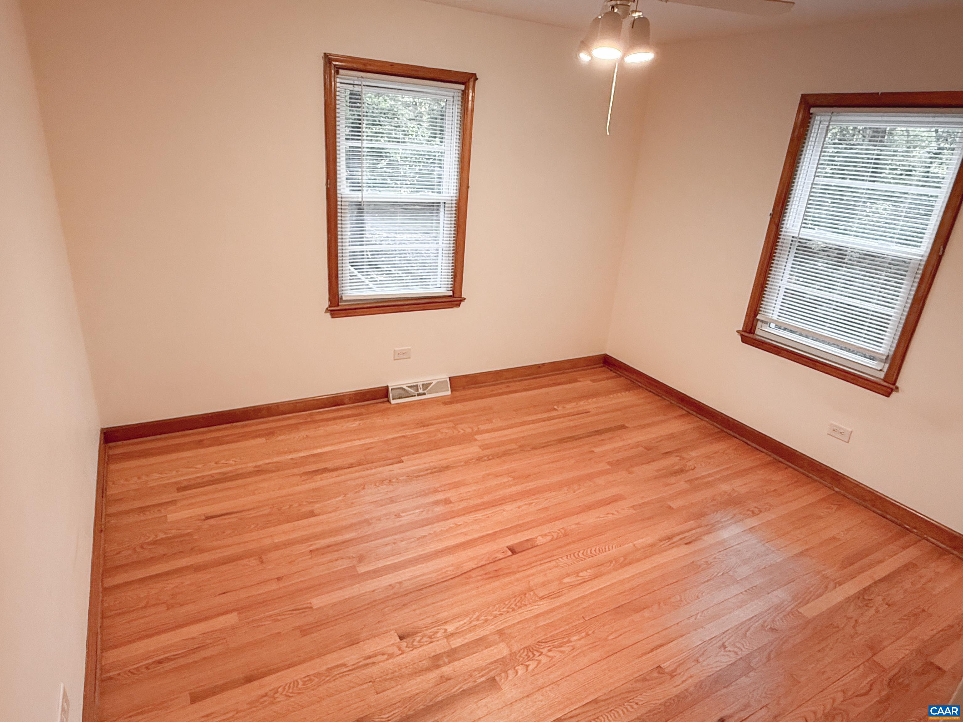 521 COURTHOUSE RD, PALMYRA, Virginia 22963, 5 Bedrooms Bedrooms, ,2 BathroomsBathrooms,Residential,521 COURTHOUSE RD,680597 MLS # 680597