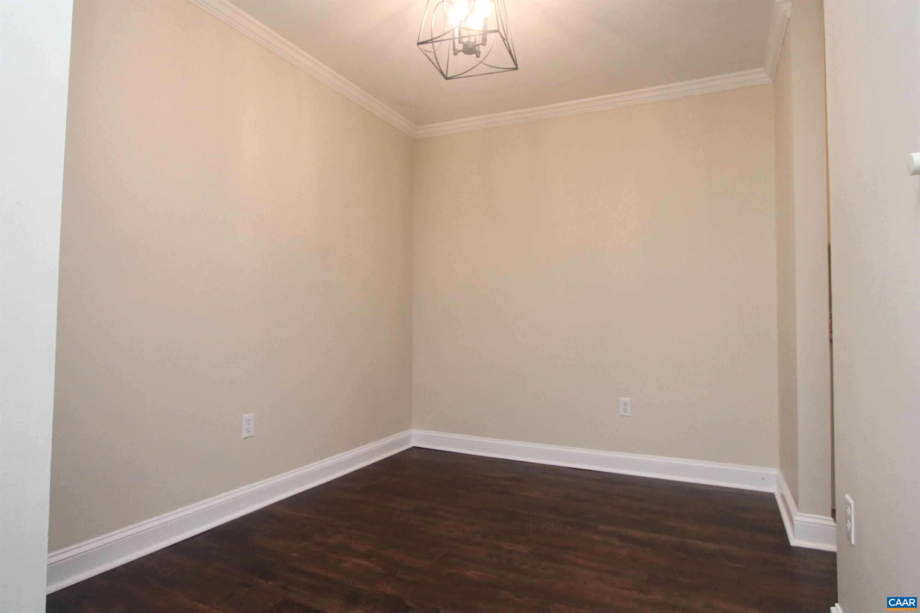 332 SOUTH PANTOPS DR, CHARLOTTESVILLE, Virginia 22911, 2 Bedrooms Bedrooms, ,2 BathroomsBathrooms,Residential,Overlook Condos - 2nd Floor,332 SOUTH PANTOPS DR,679284 MLS # 679284