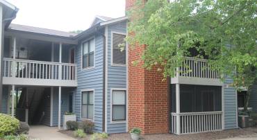 332 SOUTH PANTOPS DR, CHARLOTTESVILLE, Virginia 22911, 2 Bedrooms Bedrooms, ,2 BathroomsBathrooms,Residential,Overlook Condos - 2nd Floor,332 SOUTH PANTOPS DR,679284 MLS # 679284