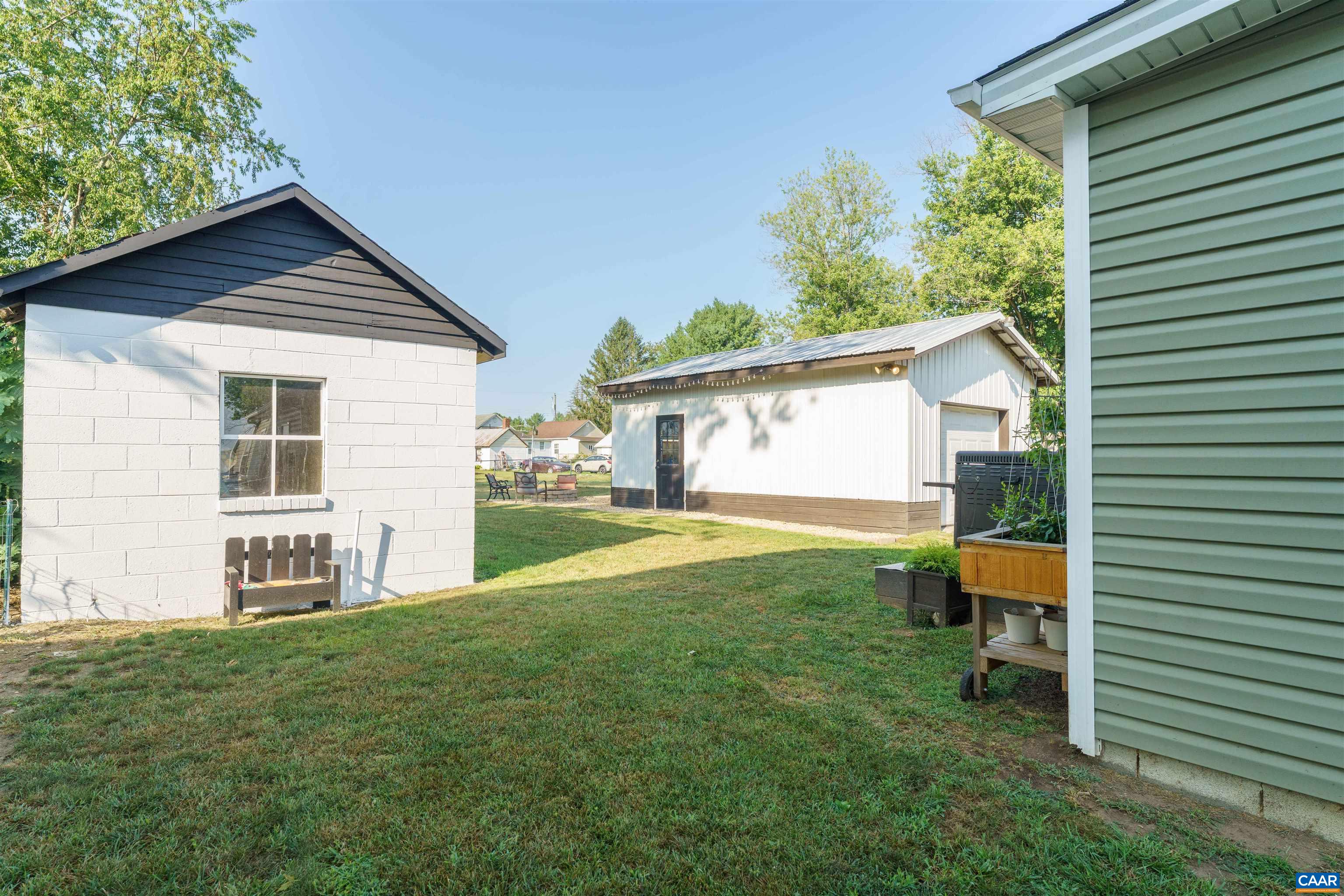 120 CONCORD PL, WAYNESBORO, Virginia 22980, 2 Bedrooms Bedrooms, ,2 BathroomsBathrooms,Residential,Jake's Place,120 CONCORD PL,680568 MLS # 680568
