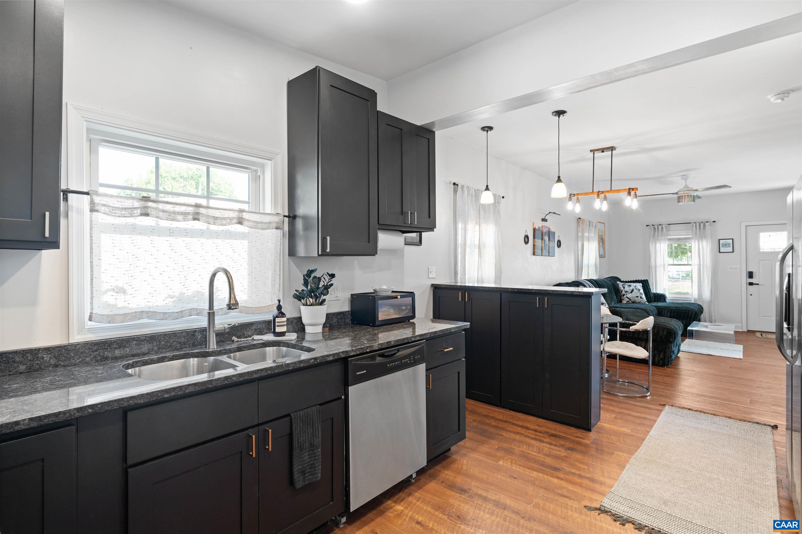 120 CONCORD PL, WAYNESBORO, Virginia 22980, 2 Bedrooms Bedrooms, ,2 BathroomsBathrooms,Residential,Jake's Place,120 CONCORD PL,680568 MLS # 680568