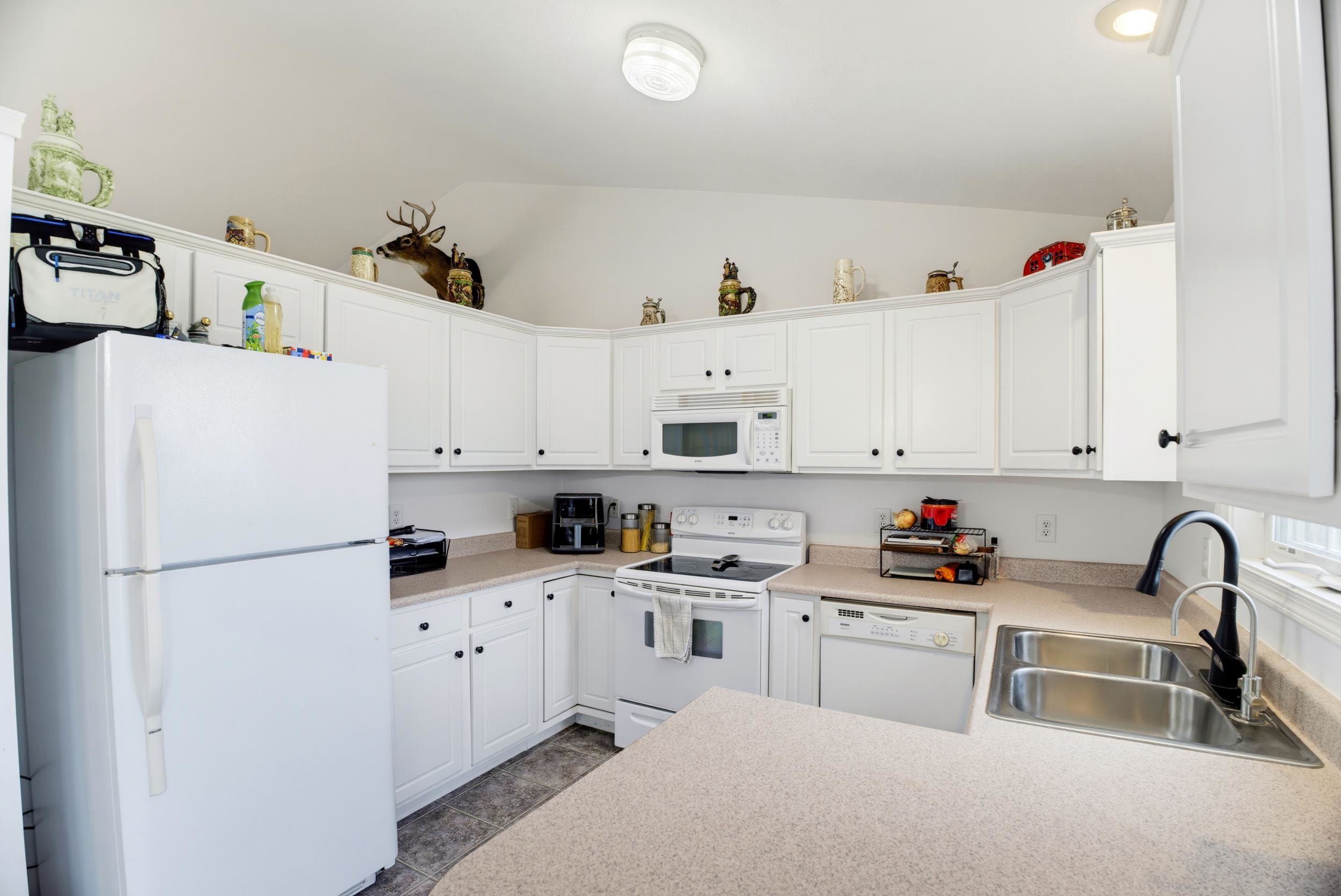 18 DANFORTH DR, WEYERS CAVE, Virginia 24486, 3 Bedrooms Bedrooms, ,2 BathroomsBathrooms,Residential,18 DANFORTH DR,680603 MLS # 680603 18 DANFORTH DR, WEYERS CAVE, Virginia 24486, 3 Bedrooms Bedrooms, ,2 BathroomsBathrooms,Residential,18 DANFORTH DR,680603 MLS # 680603