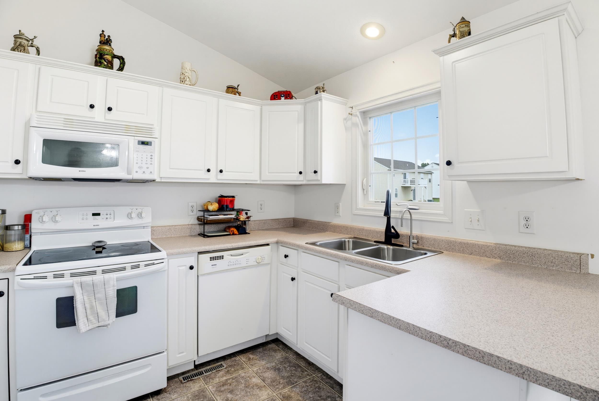 18 DANFORTH DR, WEYERS CAVE, Virginia 24486, 3 Bedrooms Bedrooms, ,2 BathroomsBathrooms,Residential,18 DANFORTH DR,680603 MLS # 680603 18 DANFORTH DR, WEYERS CAVE, Virginia 24486, 3 Bedrooms Bedrooms, ,2 BathroomsBathrooms,Residential,18 DANFORTH DR,680603 MLS # 680603