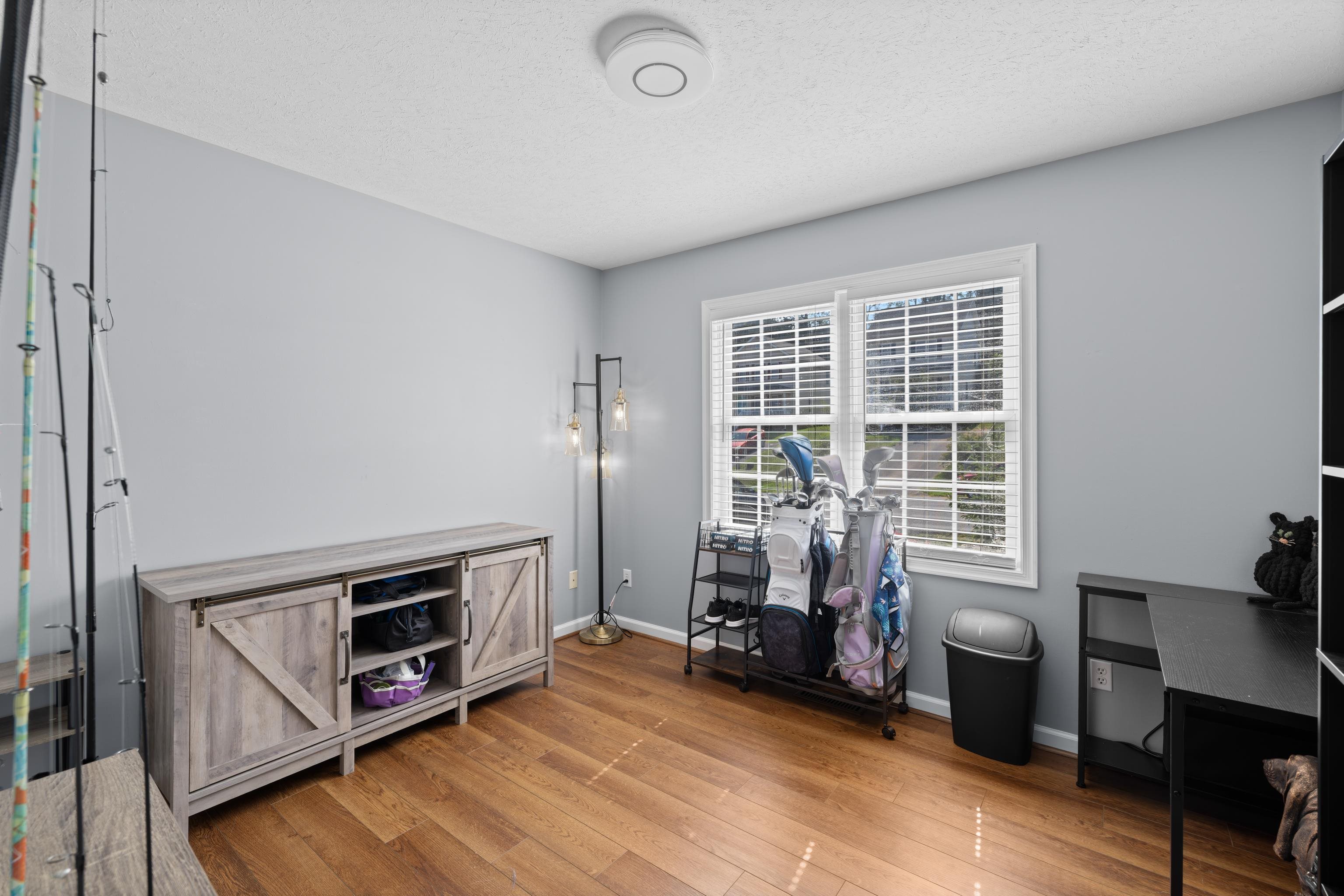 523 D ST, STAUNTON, Virginia 24401, 3 Bedrooms Bedrooms, ,2 BathroomsBathrooms,Residential,523 D ST,680606 MLS # 680606