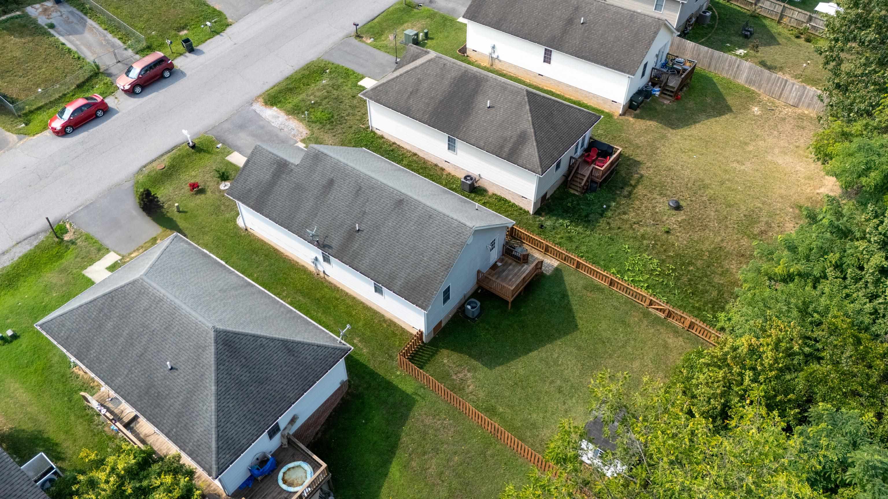 523 D ST, STAUNTON, Virginia 24401, 3 Bedrooms Bedrooms, ,2 BathroomsBathrooms,Residential,523 D ST,680606 MLS # 680606
