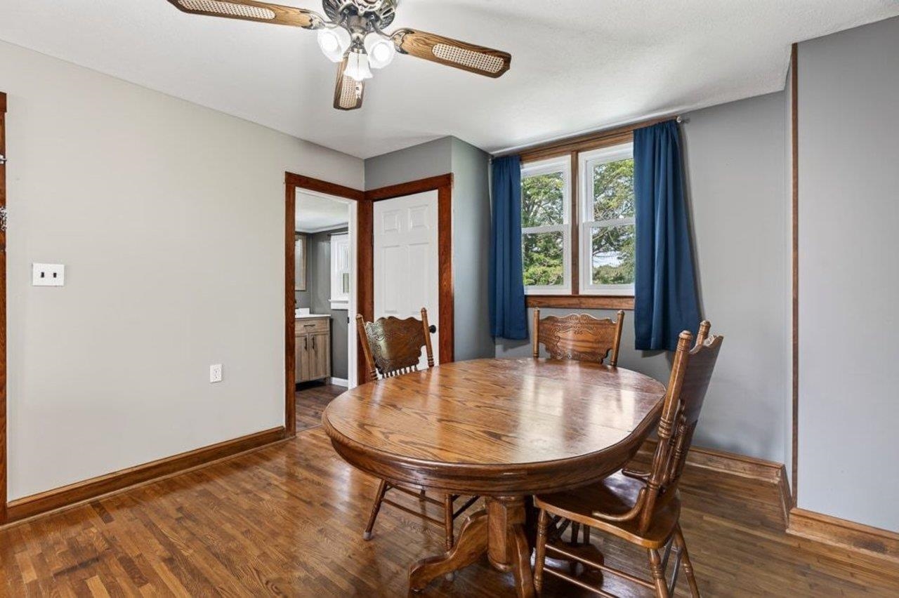 17786 RED BRUSH RD, ELKTON, Virginia 22827, 3 Bedrooms Bedrooms, ,1 BathroomBathrooms,Residential,17786 RED BRUSH RD,680612 MLS # 680612 17786 RED BRUSH RD, ELKTON, Virginia 22827, 3 Bedrooms Bedrooms, ,1 BathroomBathrooms,Residential,17786 RED BRUSH RD,680612 MLS # 680612