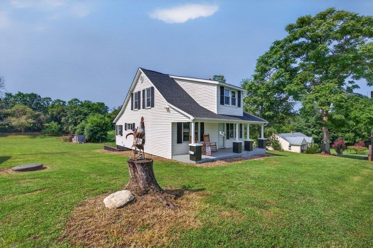 17786 RED BRUSH RD, ELKTON, Virginia 22827, 3 Bedrooms Bedrooms, ,1 BathroomBathrooms,Residential,17786 RED BRUSH RD,680612 MLS # 680612 17786 RED BRUSH RD, ELKTON, Virginia 22827, 3 Bedrooms Bedrooms, ,1 BathroomBathrooms,Residential,17786 RED BRUSH RD,680612 MLS # 680612