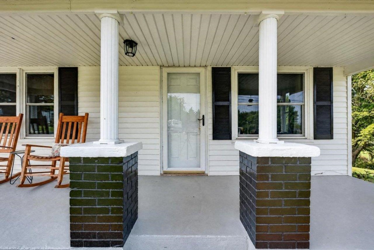 17786 RED BRUSH RD, ELKTON, Virginia 22827, 3 Bedrooms Bedrooms, ,1 BathroomBathrooms,Residential,17786 RED BRUSH RD,680612 MLS # 680612 17786 RED BRUSH RD, ELKTON, Virginia 22827, 3 Bedrooms Bedrooms, ,1 BathroomBathrooms,Residential,17786 RED BRUSH RD,680612 MLS # 680612