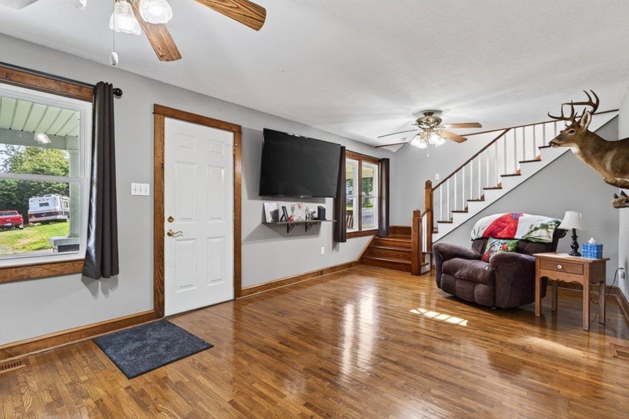 17786 RED BRUSH RD, ELKTON, Virginia 22827, 3 Bedrooms Bedrooms, ,1 BathroomBathrooms,Residential,17786 RED BRUSH RD,680612 MLS # 680612 17786 RED BRUSH RD, ELKTON, Virginia 22827, 3 Bedrooms Bedrooms, ,1 BathroomBathrooms,Residential,17786 RED BRUSH RD,680612 MLS # 680612