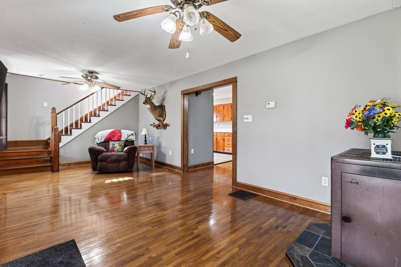 17786 RED BRUSH RD, ELKTON, Virginia 22827, 3 Bedrooms Bedrooms, ,1 BathroomBathrooms,Residential,17786 RED BRUSH RD,680612 MLS # 680612 17786 RED BRUSH RD, ELKTON, Virginia 22827, 3 Bedrooms Bedrooms, ,1 BathroomBathrooms,Residential,17786 RED BRUSH RD,680612 MLS # 680612