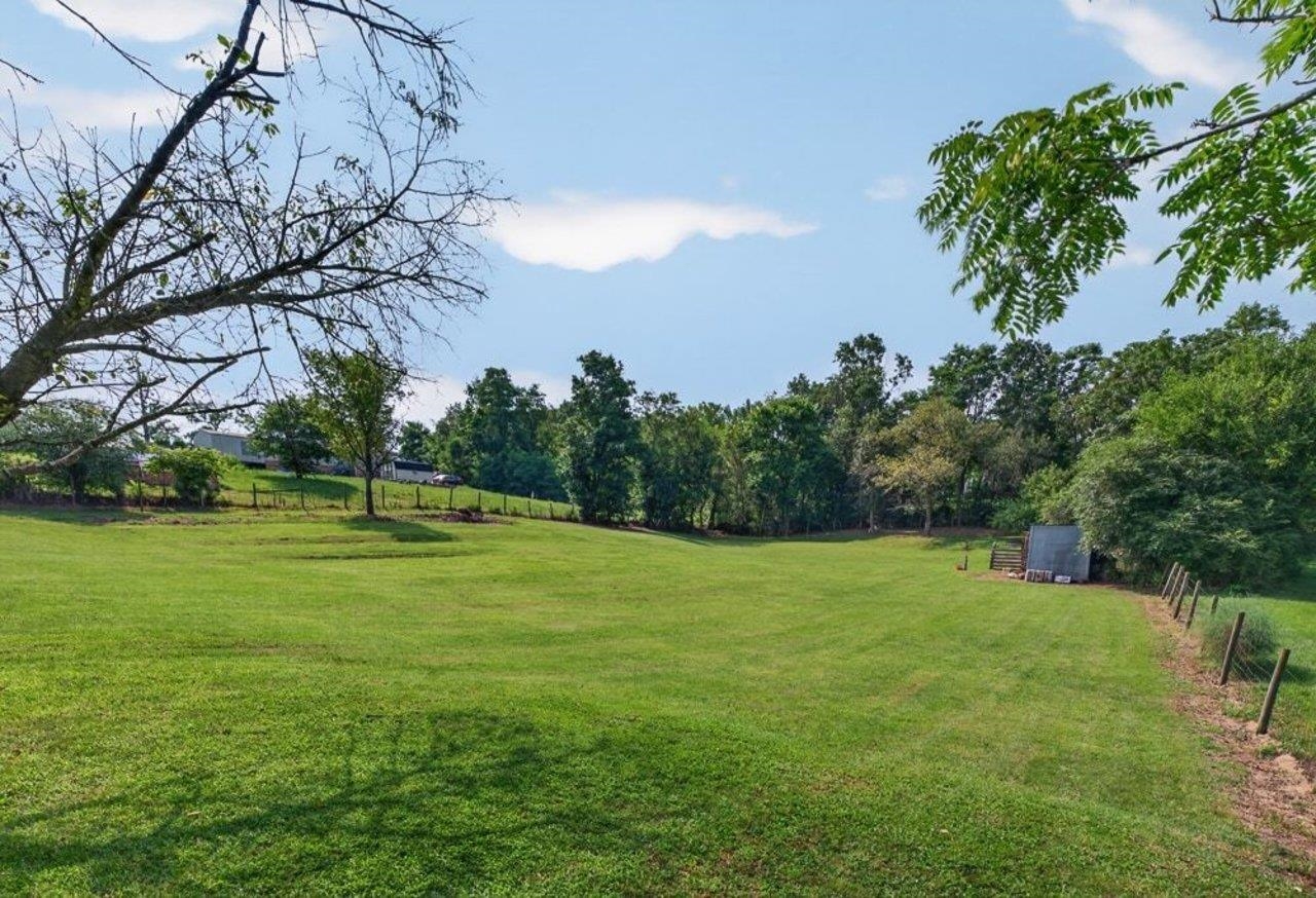 17786 RED BRUSH RD, ELKTON, Virginia 22827, 3 Bedrooms Bedrooms, ,1 BathroomBathrooms,Residential,17786 RED BRUSH RD,680612 MLS # 680612 17786 RED BRUSH RD, ELKTON, Virginia 22827, 3 Bedrooms Bedrooms, ,1 BathroomBathrooms,Residential,17786 RED BRUSH RD,680612 MLS # 680612