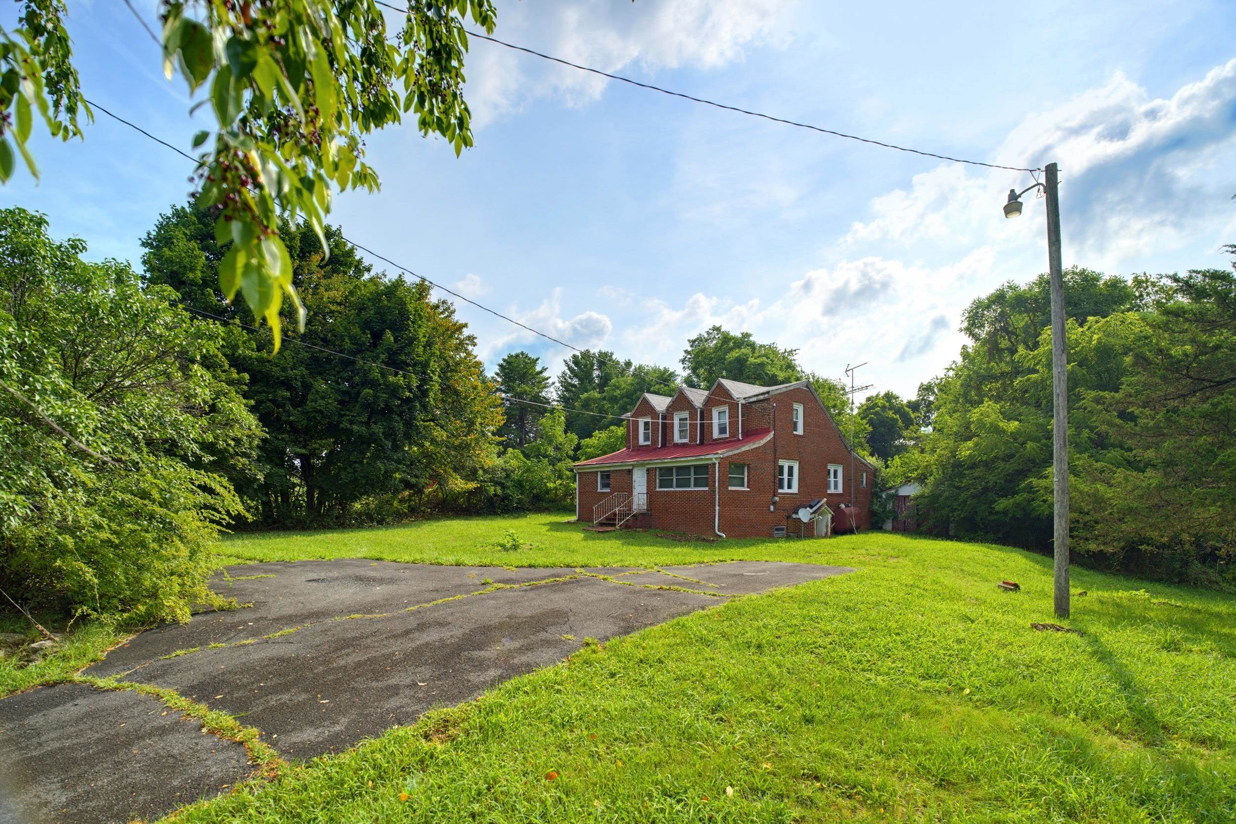 2030 MIDDLEBROOK RD, STAUNTON, Virginia 24401, ,Land,2030 MIDDLEBROOK RD,680625 MLS # 680625 2030 MIDDLEBROOK RD, STAUNTON, Virginia 24401, ,Land,2030 MIDDLEBROOK RD,680625 MLS # 680625