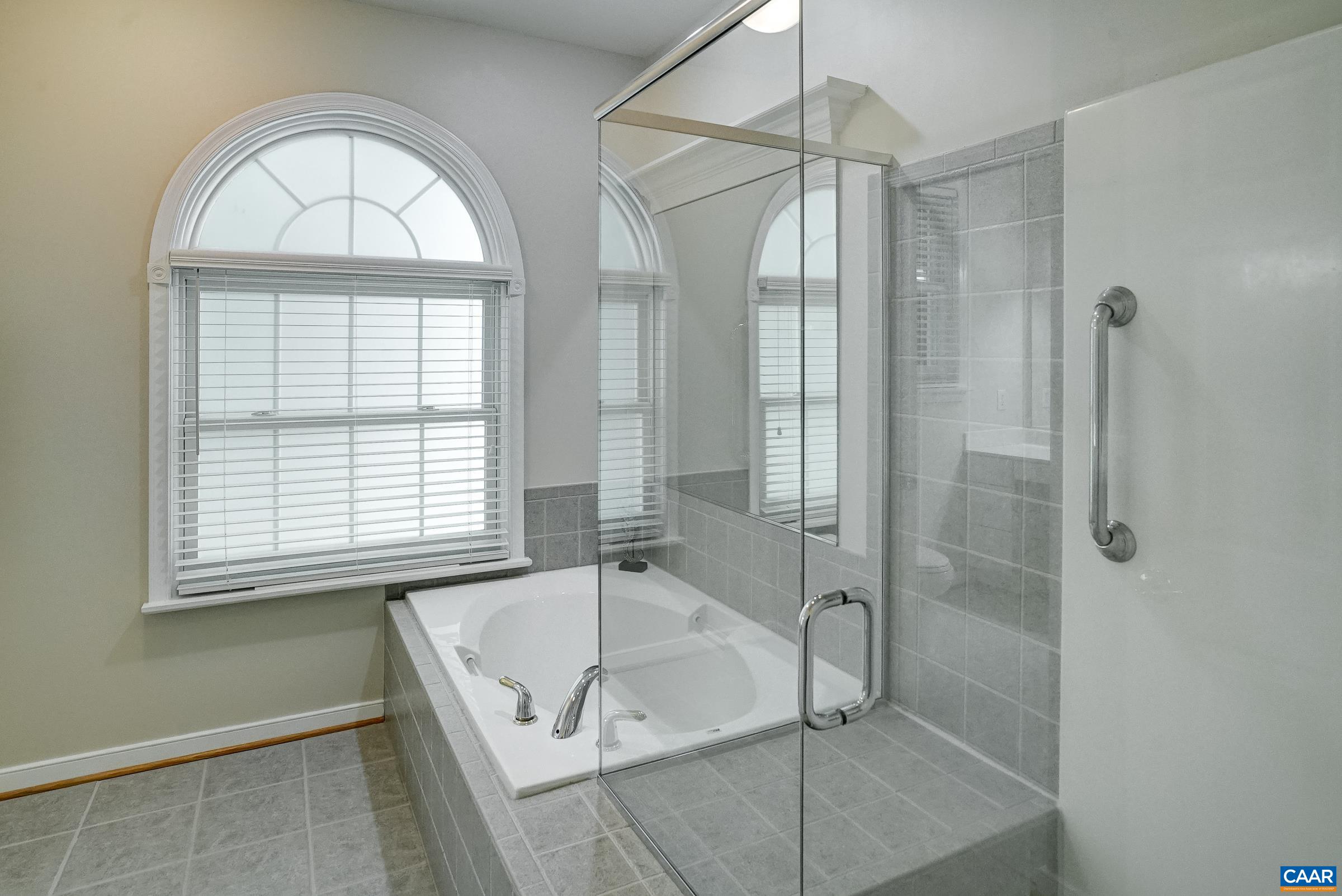 Soaking tub and shower Soaking tub and shower