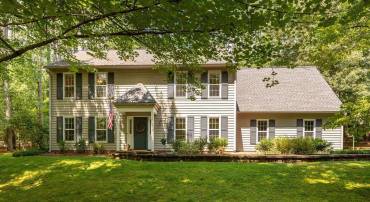4390 CARRIAGE HILL DR, EARLYSVILLE, Virginia 22936, 4 Bedrooms Bedrooms, ,2 BathroomsBathrooms,Residential,4390 CARRIAGE HILL DR,680592 MLS # 680592