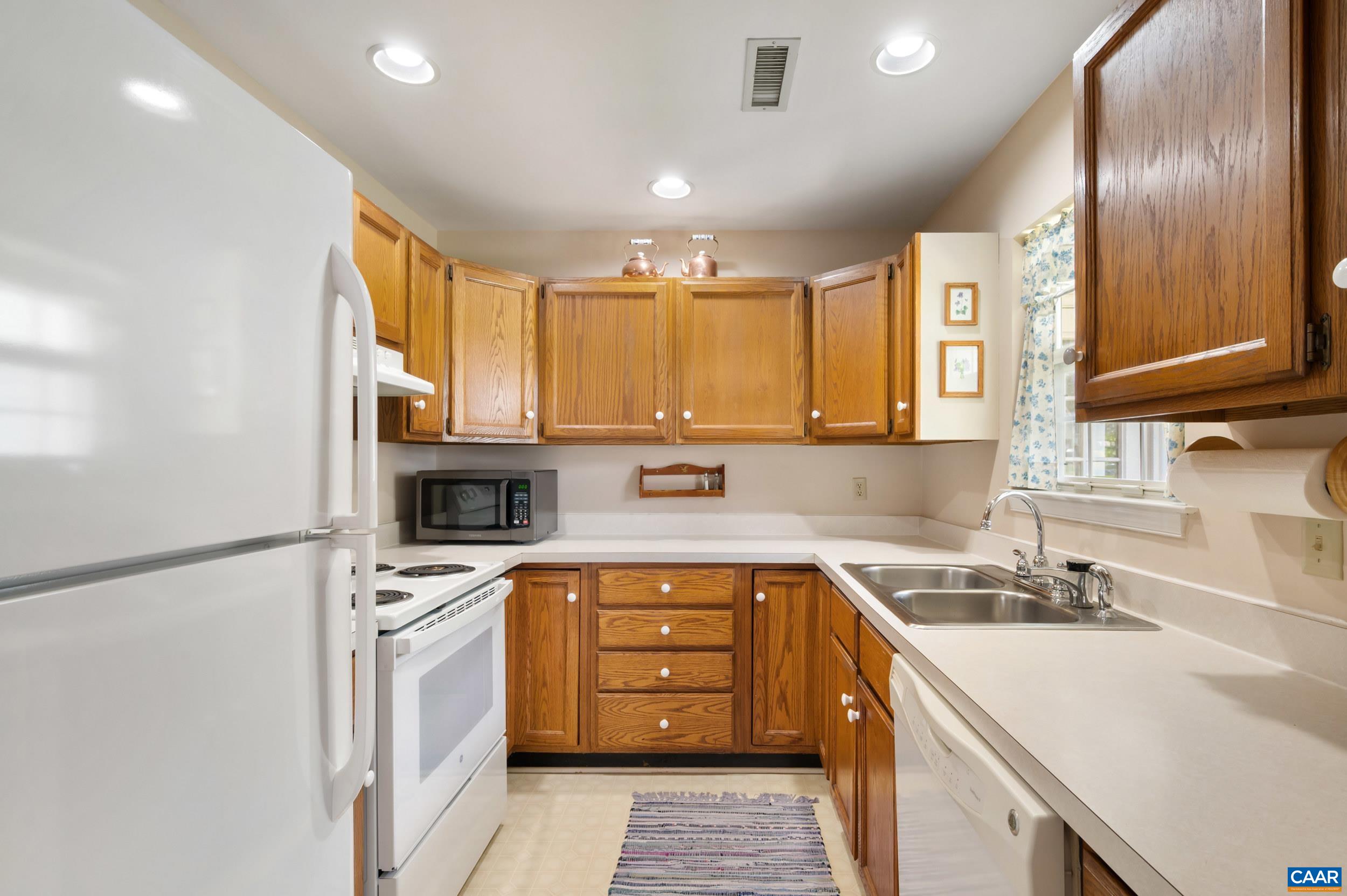 75 PENDLETON WAY, STANARDSVILLE, Virginia 22973, 2 Bedrooms Bedrooms, ,2 BathroomsBathrooms,Residential,75 PENDLETON WAY,680595 MLS # 680595 75 PENDLETON WAY, STANARDSVILLE, Virginia 22973, 2 Bedrooms Bedrooms, ,2 BathroomsBathrooms,Residential,75 PENDLETON WAY,680595 MLS # 680595