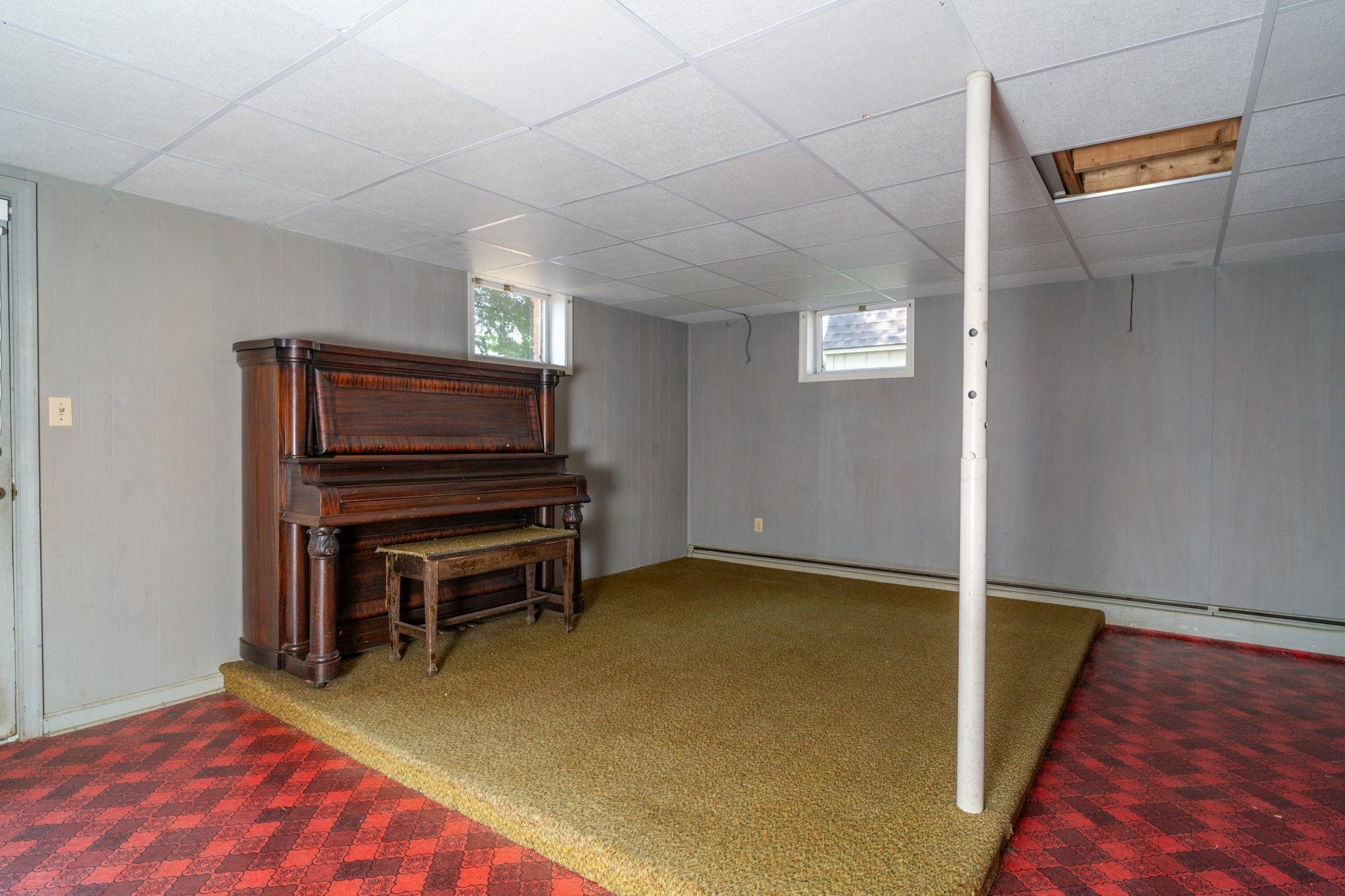 103 WEST HIGH ST, STUARTS DRAFT, Virginia 24477, 3 Bedrooms Bedrooms, ,2 BathroomsBathrooms,Residential,103 WEST HIGH ST,680614 MLS # 680614 103 WEST HIGH ST, STUARTS DRAFT, Virginia 24477, 3 Bedrooms Bedrooms, ,2 BathroomsBathrooms,Residential,103 WEST HIGH ST,680614 MLS # 680614