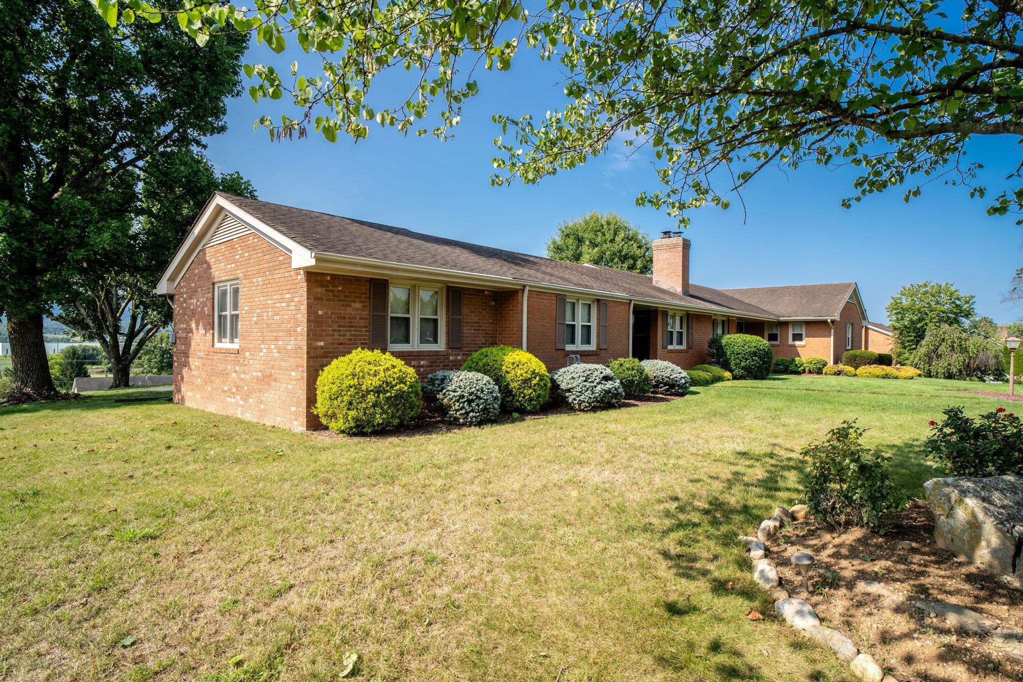 103 WEST HIGH ST, STUARTS DRAFT, Virginia 24477, 3 Bedrooms Bedrooms, ,2 BathroomsBathrooms,Residential,103 WEST HIGH ST,680614 MLS # 680614 103 WEST HIGH ST, STUARTS DRAFT, Virginia 24477, 3 Bedrooms Bedrooms, ,2 BathroomsBathrooms,Residential,103 WEST HIGH ST,680614 MLS # 680614