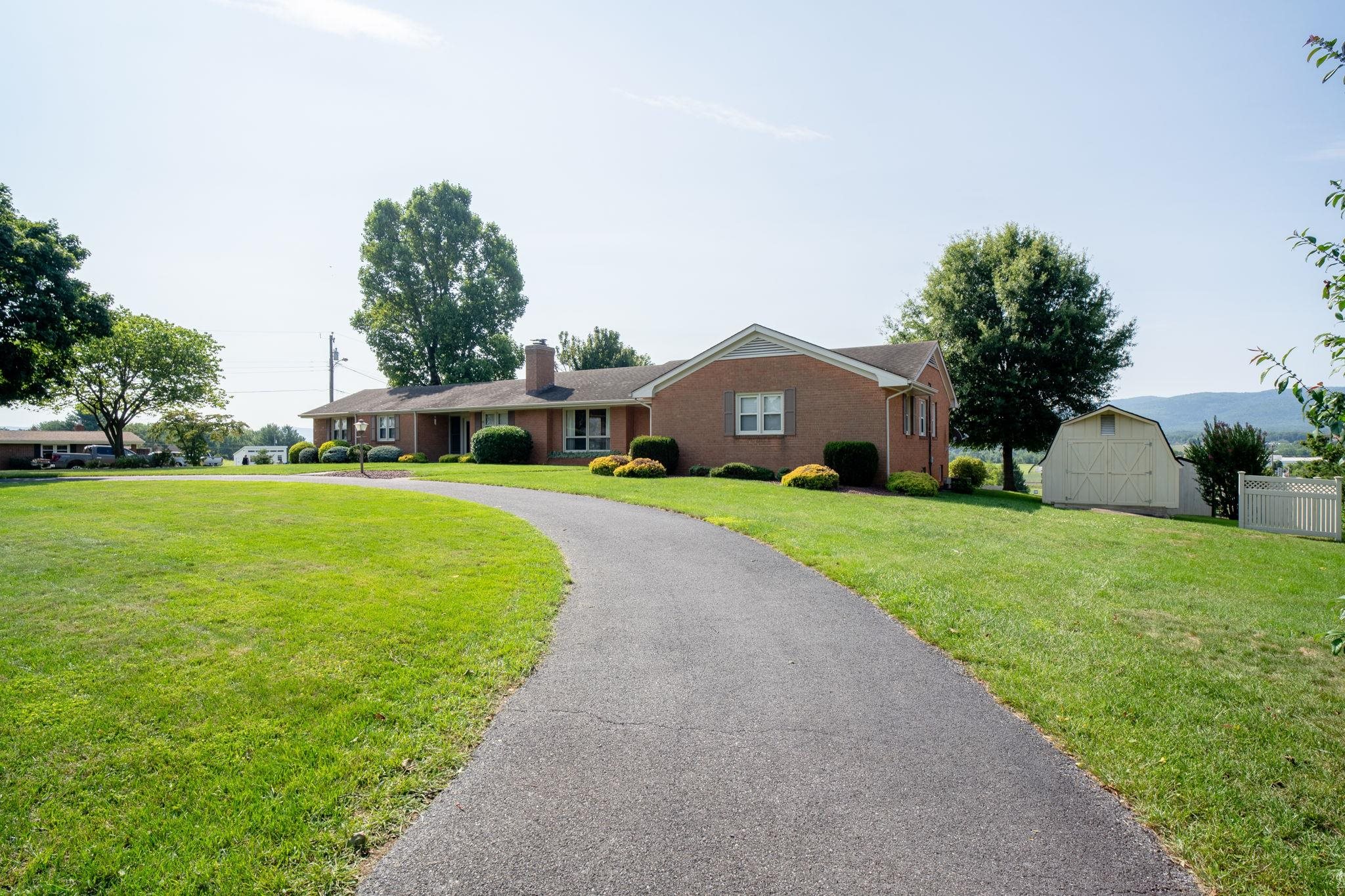 103 WEST HIGH ST, STUARTS DRAFT, Virginia 24477, 3 Bedrooms Bedrooms, ,2 BathroomsBathrooms,Residential,103 WEST HIGH ST,680614 MLS # 680614 103 WEST HIGH ST, STUARTS DRAFT, Virginia 24477, 3 Bedrooms Bedrooms, ,2 BathroomsBathrooms,Residential,103 WEST HIGH ST,680614 MLS # 680614