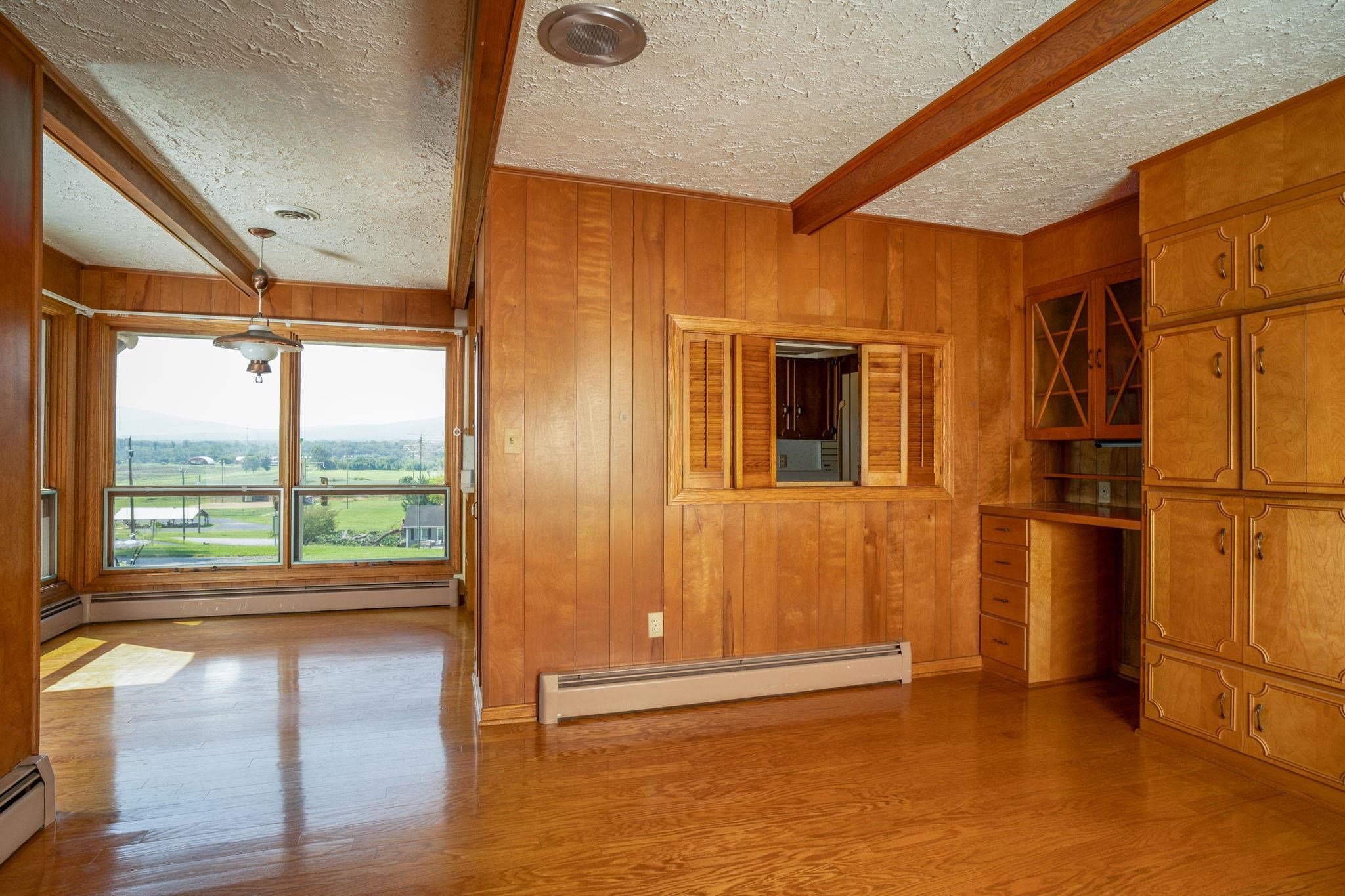 103 WEST HIGH ST, STUARTS DRAFT, Virginia 24477, 3 Bedrooms Bedrooms, ,2 BathroomsBathrooms,Residential,103 WEST HIGH ST,680614 MLS # 680614 103 WEST HIGH ST, STUARTS DRAFT, Virginia 24477, 3 Bedrooms Bedrooms, ,2 BathroomsBathrooms,Residential,103 WEST HIGH ST,680614 MLS # 680614