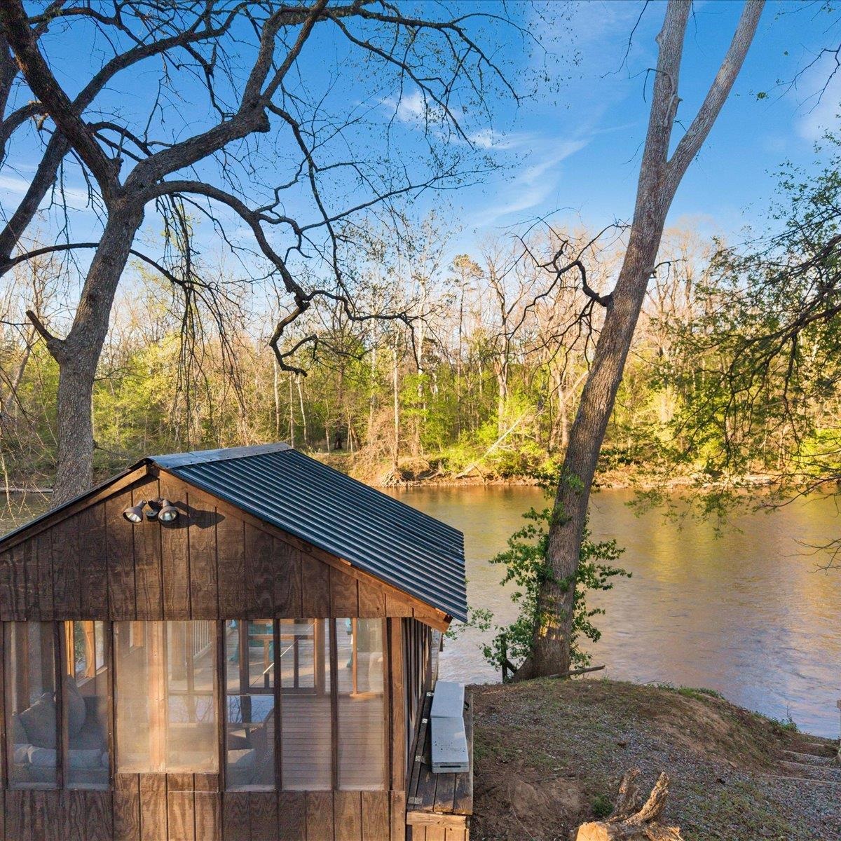 1226 SHIPYARD RD, SHENANDOAH, Virginia 22849, 9 Bedrooms Bedrooms, ,7 BathroomsBathrooms,Residential,Paddlers Paradise,1226 SHIPYARD RD,680618 MLS # 680618 1226 SHIPYARD RD, SHENANDOAH, Virginia 22849, 9 Bedrooms Bedrooms, ,7 BathroomsBathrooms,Residential,Paddlers Paradise,1226 SHIPYARD RD,680618 MLS # 680618
