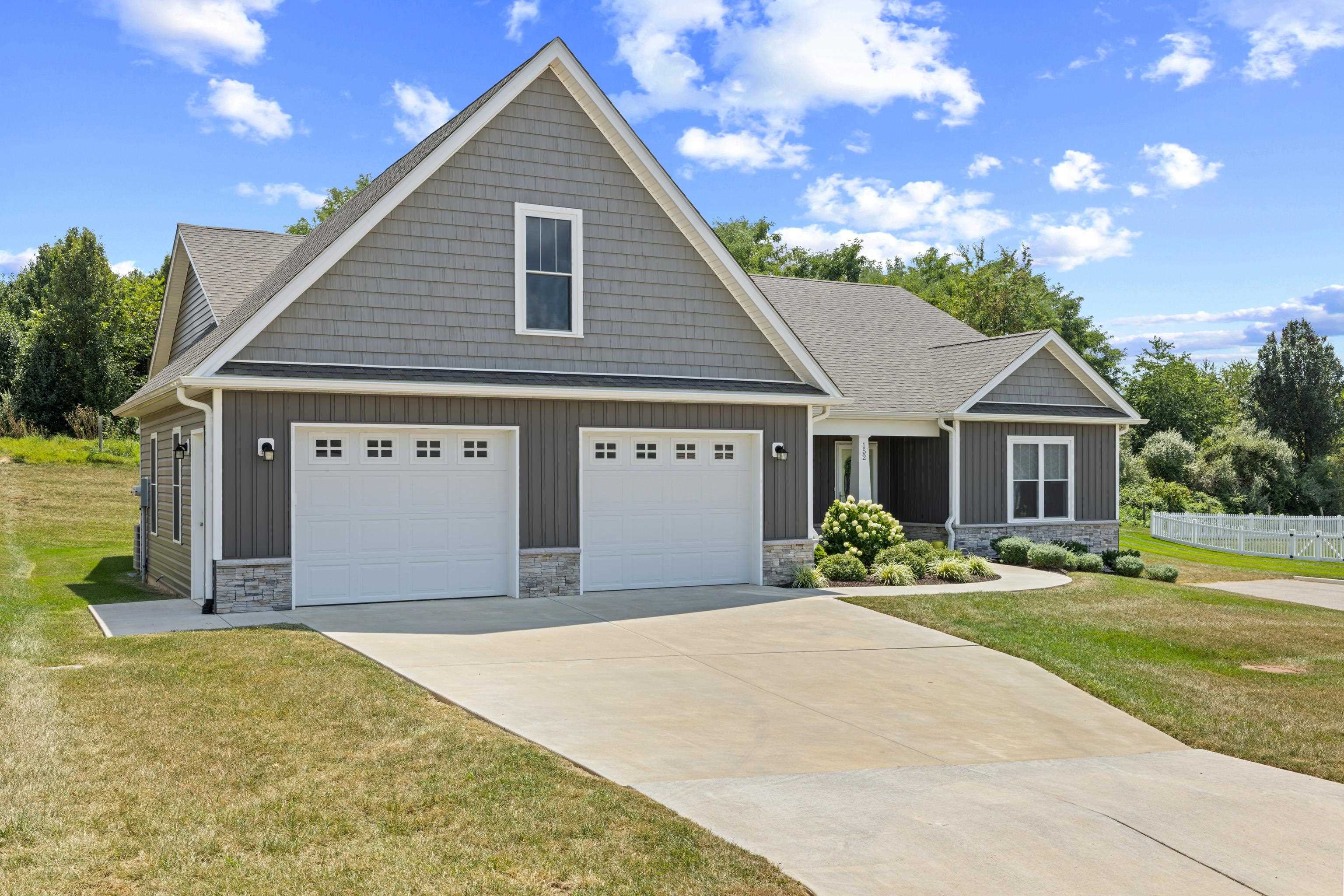 152 LANGLEY DR, WAYNESBORO, Virginia 22980, 3 Bedrooms Bedrooms, ,3 BathroomsBathrooms,Residential,152 LANGLEY DR,680620 MLS # 680620