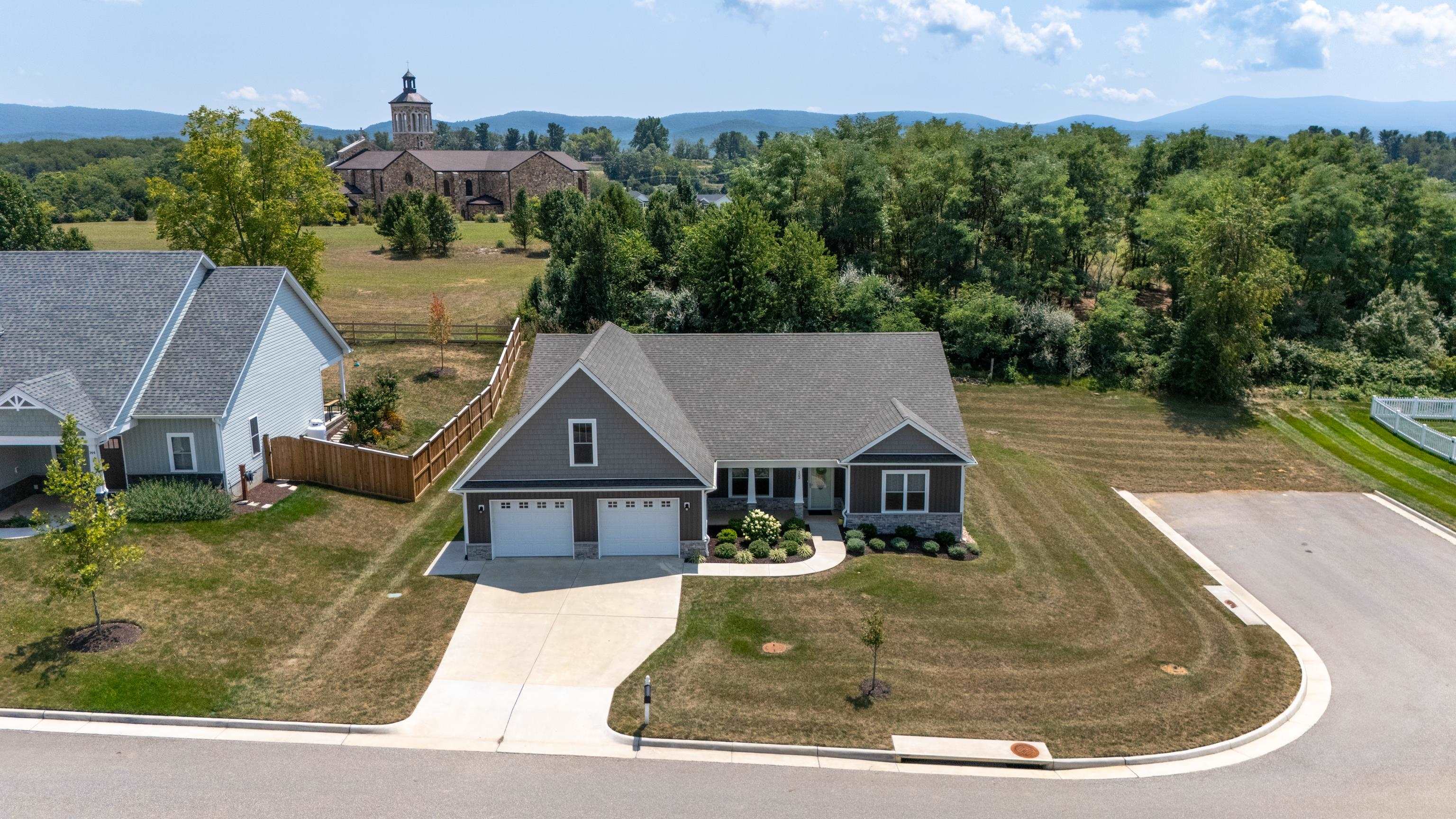 152 LANGLEY DR, WAYNESBORO, Virginia 22980, 3 Bedrooms Bedrooms, ,3 BathroomsBathrooms,Residential,152 LANGLEY DR,680620 MLS # 680620