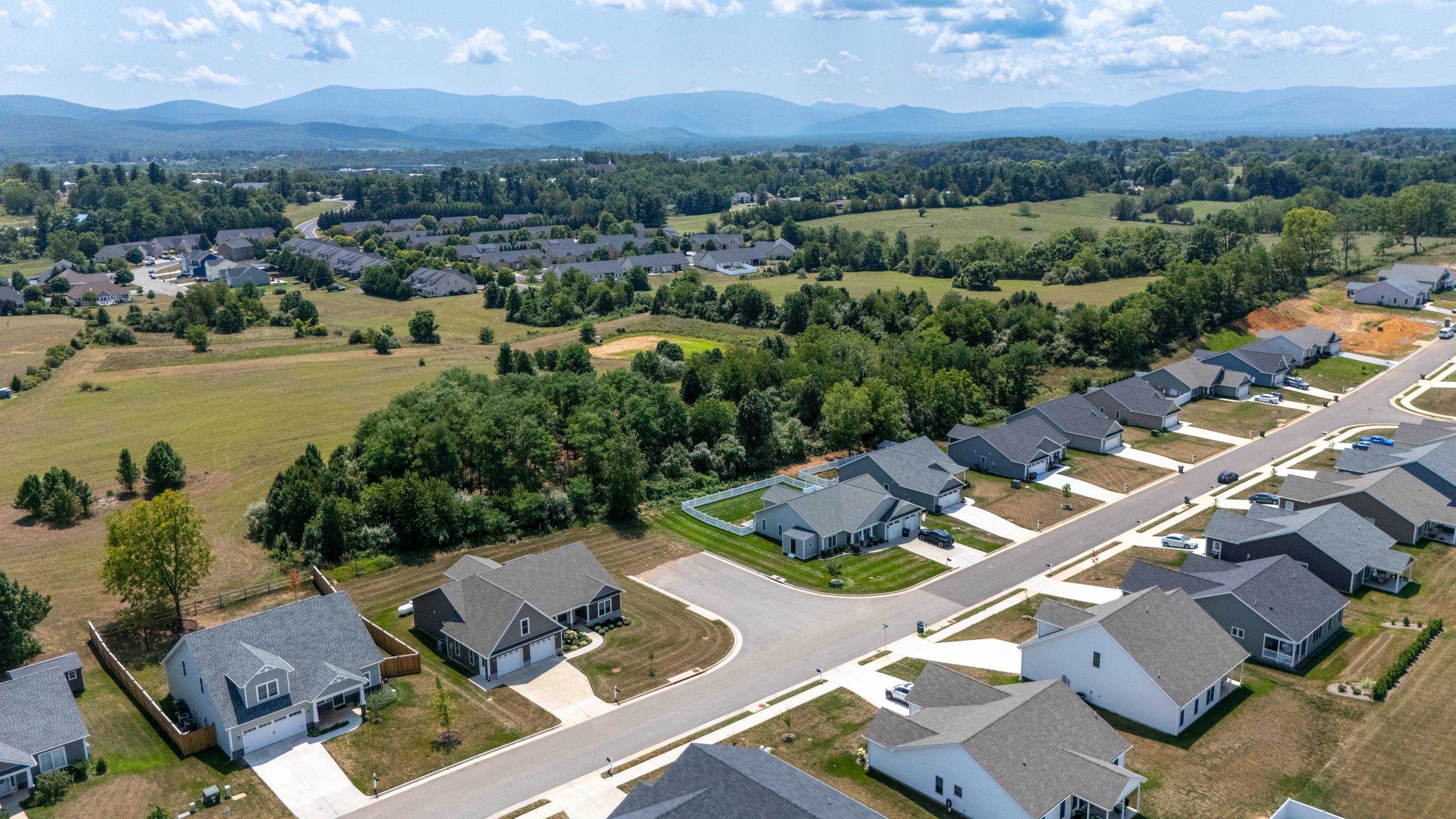 152 LANGLEY DR, WAYNESBORO, Virginia 22980, 3 Bedrooms Bedrooms, ,3 BathroomsBathrooms,Residential,152 LANGLEY DR,680620 MLS # 680620