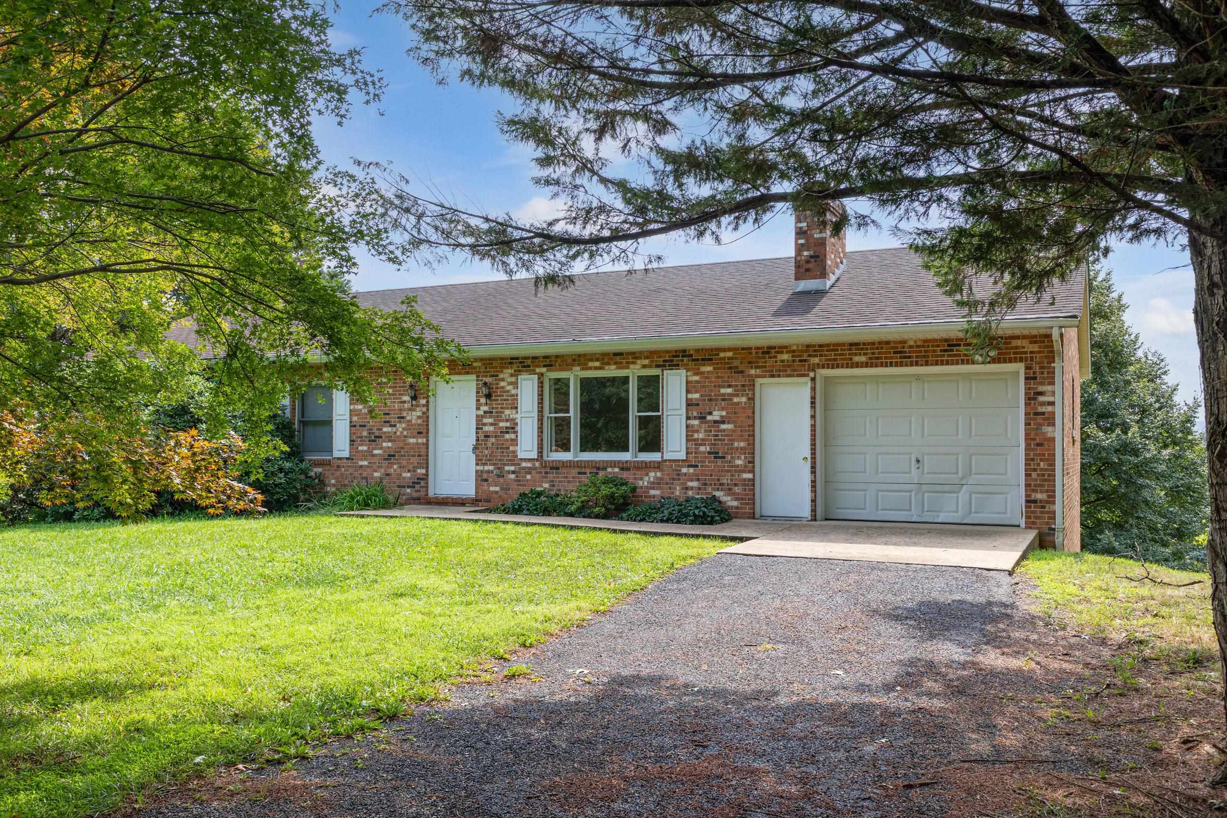 4810 FLAT ROCK RD, QUICKSBURG, Virginia 22847, 3 Bedrooms Bedrooms, ,2 BathroomsBathrooms,Residential,4810 FLAT ROCK RD,680628 MLS # 680628