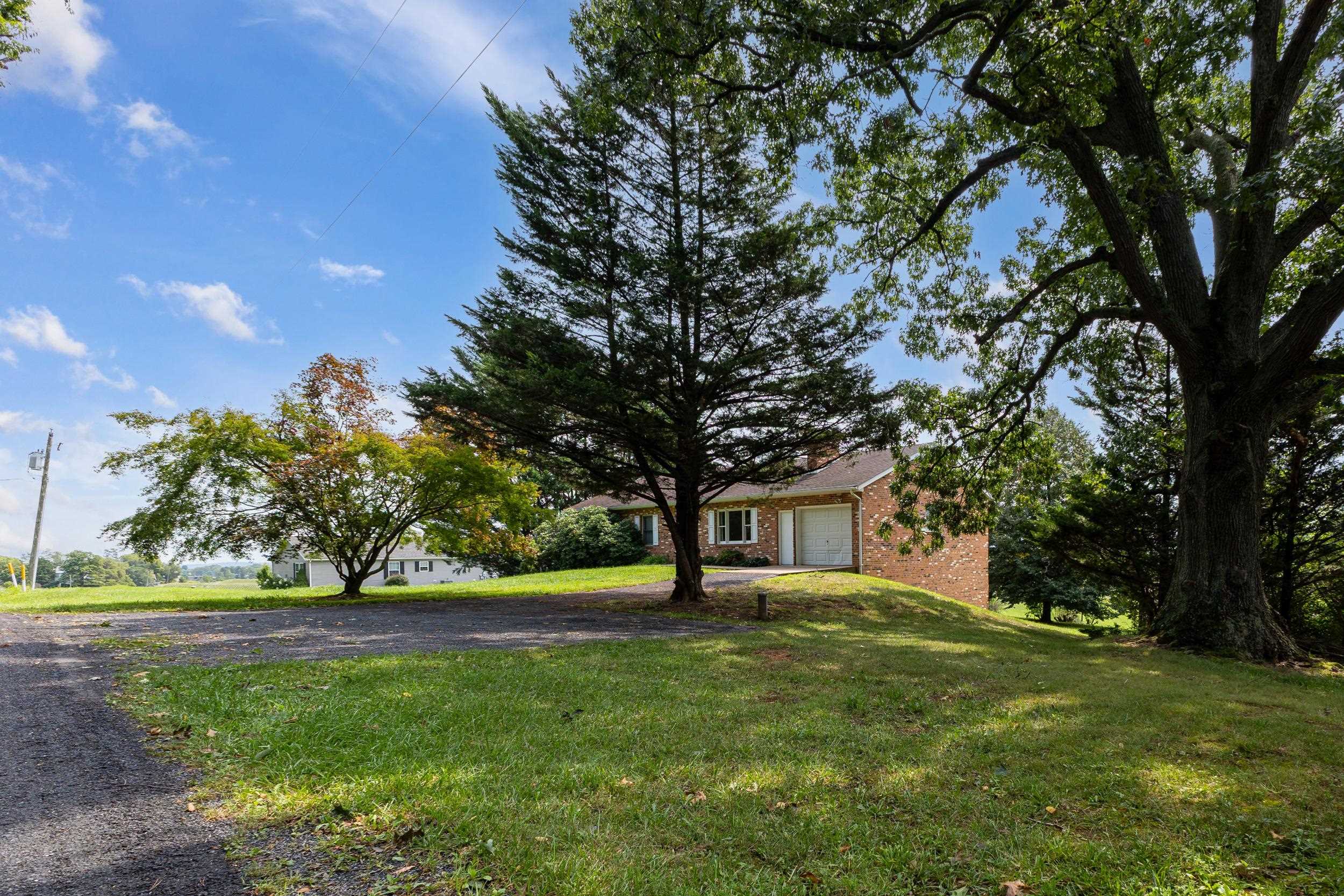 4810 FLAT ROCK RD, QUICKSBURG, Virginia 22847, 3 Bedrooms Bedrooms, ,2 BathroomsBathrooms,Residential,4810 FLAT ROCK RD,680628 MLS # 680628
