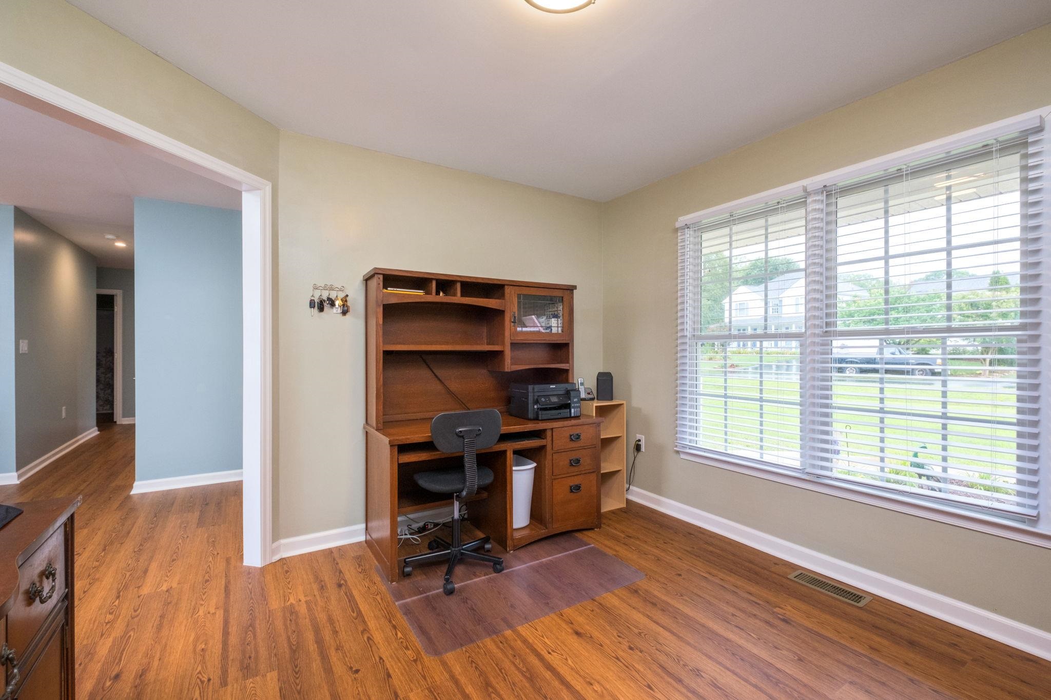13 TOMAHAWK CT, STUARTS DRAFT, Virginia 24477, 3 Bedrooms Bedrooms, ,2 BathroomsBathrooms,Residential,13 TOMAHAWK CT,680632 MLS # 680632