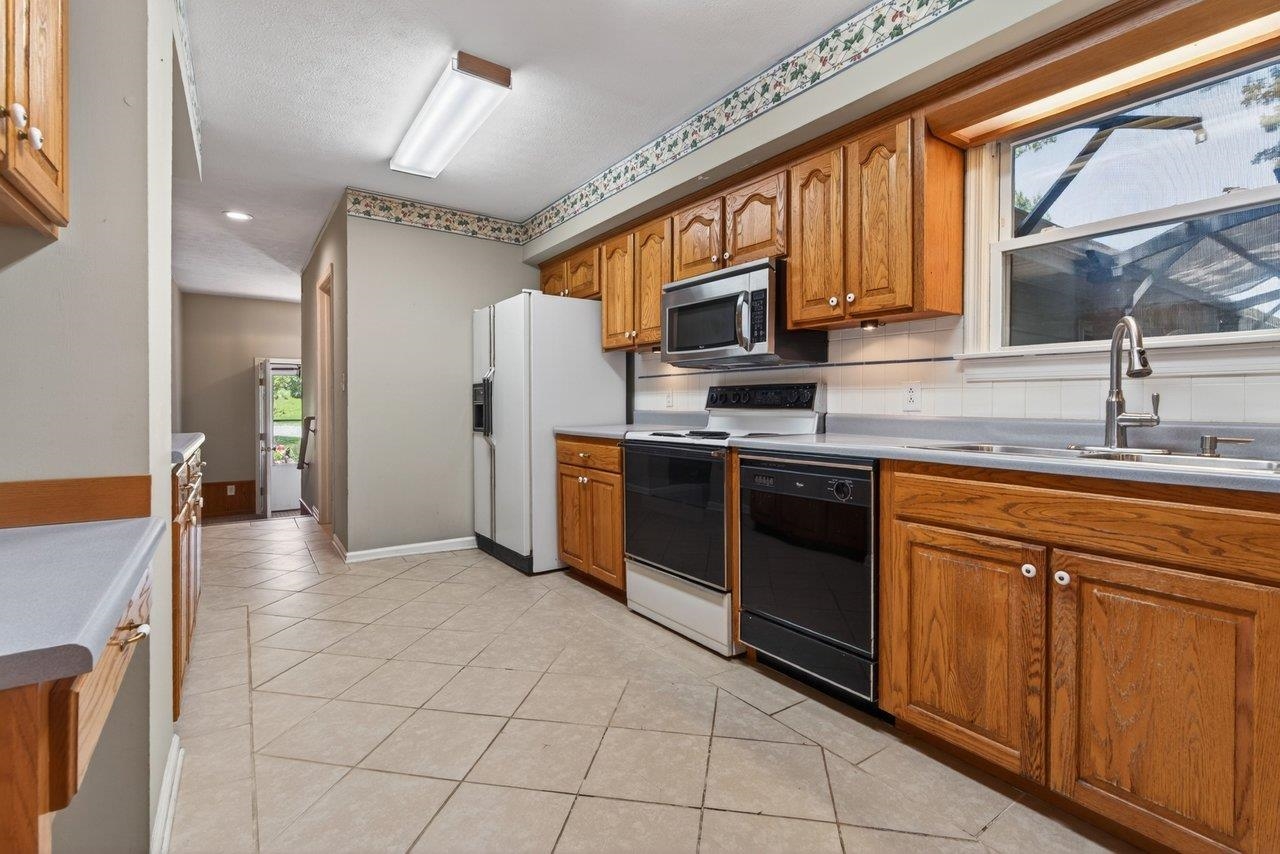 1928 BETHEL CHURCH RD, ELKTON, Virginia 22827, 2 Bedrooms Bedrooms, ,2 BathroomsBathrooms,Residential,1928 BETHEL CHURCH RD,677866 MLS # 677866 1928 BETHEL CHURCH RD, ELKTON, Virginia 22827, 2 Bedrooms Bedrooms, ,2 BathroomsBathrooms,Residential,1928 BETHEL CHURCH RD,677866 MLS # 677866