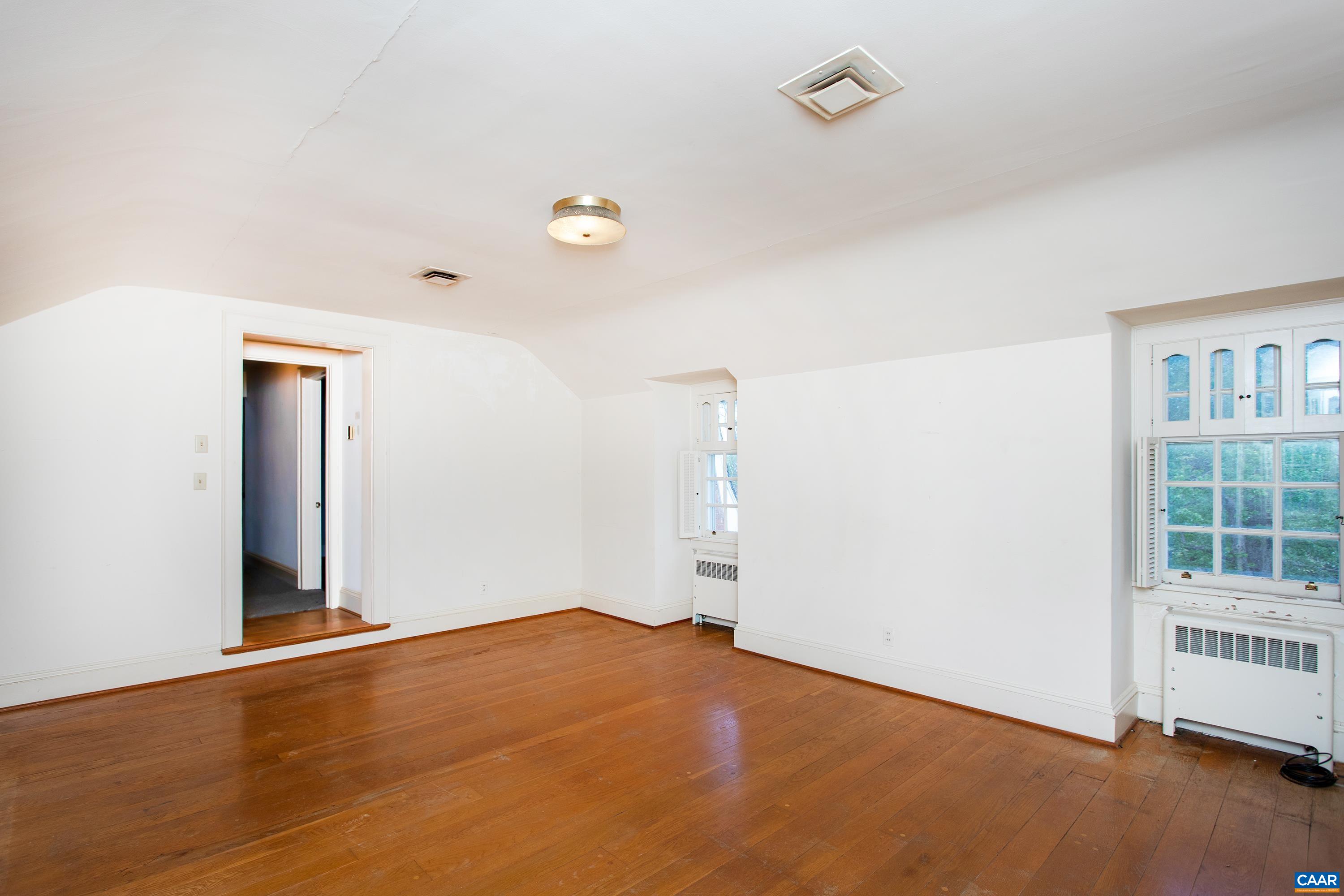 293 LLAMA FARM RD, CHARLOTTESVILLE, Virginia 22902, 3 Bedrooms Bedrooms, ,4 BathroomsBathrooms,Residential,Lower Sherwood,293 LLAMA FARM RD,680193 MLS # 680193