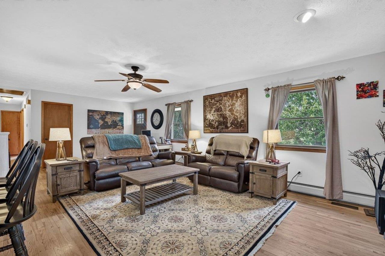 822 PARKERSBURG TPKE, STAUNTON, Virginia 24401, 3 Bedrooms Bedrooms, ,2 BathroomsBathrooms,Residential,822 PARKERSBURG TPKE,680439 MLS # 680439 822 PARKERSBURG TPKE, STAUNTON, Virginia 24401, 3 Bedrooms Bedrooms, ,2 BathroomsBathrooms,Residential,822 PARKERSBURG TPKE,680439 MLS # 680439