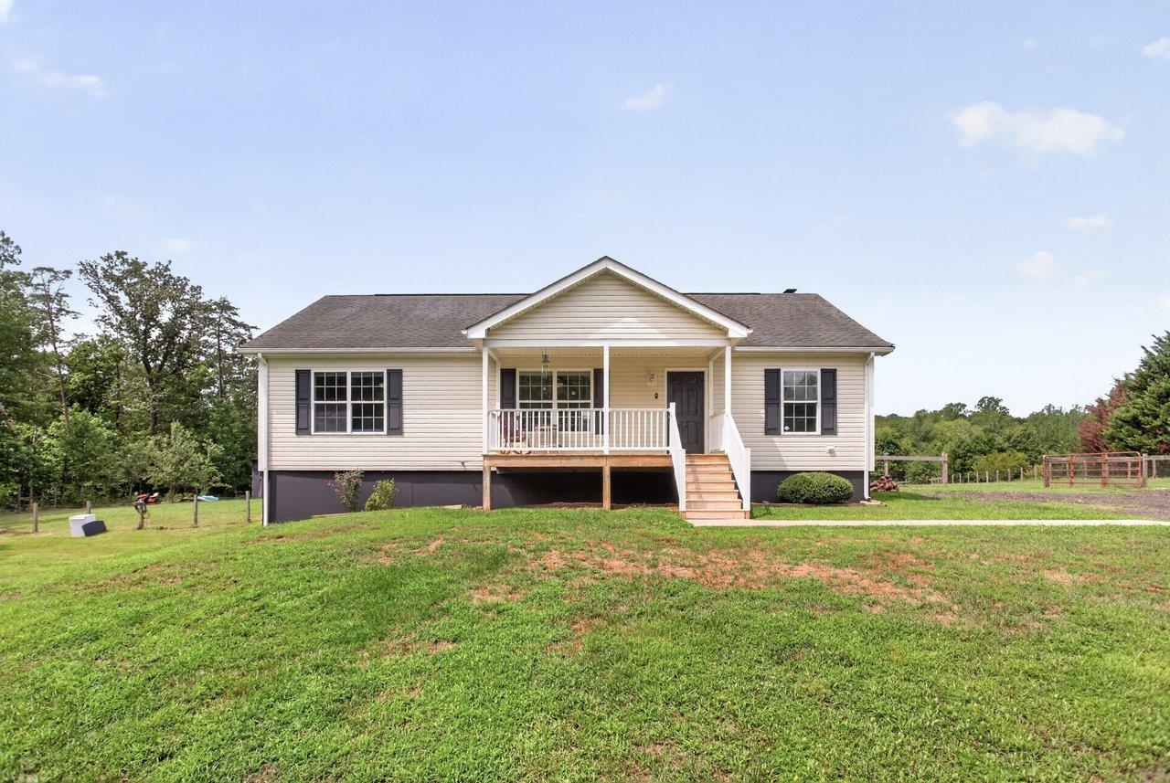 7066 FORTUNE LN, KEENE, Virginia 22946, 3 Bedrooms Bedrooms, ,2 BathroomsBathrooms,Residential,7066 FORTUNE LN,680514 MLS # 680514 7066 FORTUNE LN, KEENE, Virginia 22946, 3 Bedrooms Bedrooms, ,2 BathroomsBathrooms,Residential,7066 FORTUNE LN,680514 MLS # 680514