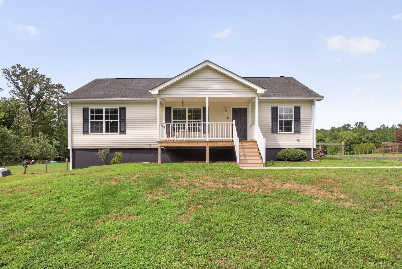 7066 FORTUNE LN, KEENE, Virginia 22946, 3 Bedrooms Bedrooms, ,2 BathroomsBathrooms,Residential,7066 FORTUNE LN,680514 MLS # 680514 7066 FORTUNE LN, KEENE, Virginia 22946, 3 Bedrooms Bedrooms, ,2 BathroomsBathrooms,Residential,7066 FORTUNE LN,680514 MLS # 680514