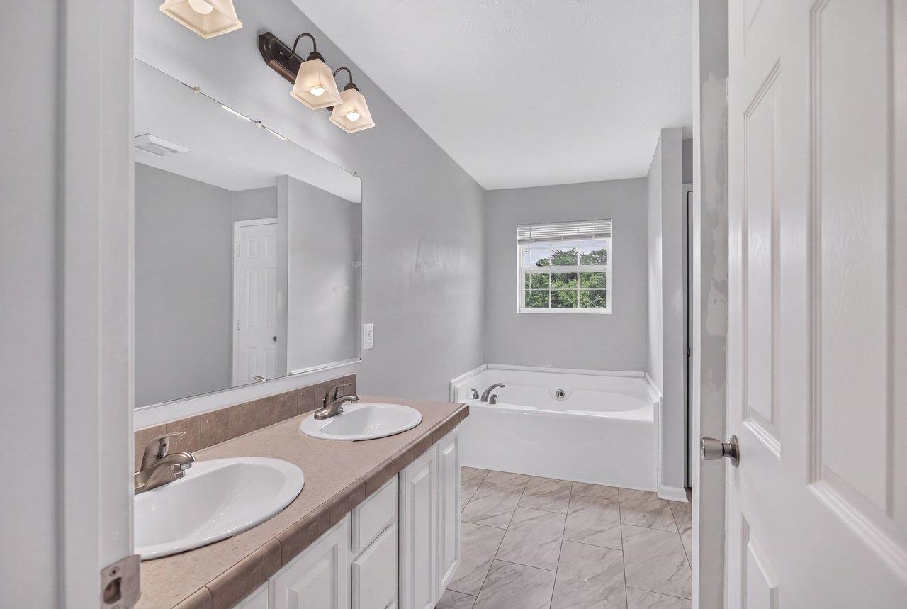 7066 FORTUNE LN, KEENE, Virginia 22946, 3 Bedrooms Bedrooms, ,2 BathroomsBathrooms,Residential,7066 FORTUNE LN,680514 MLS # 680514 7066 FORTUNE LN, KEENE, Virginia 22946, 3 Bedrooms Bedrooms, ,2 BathroomsBathrooms,Residential,7066 FORTUNE LN,680514 MLS # 680514