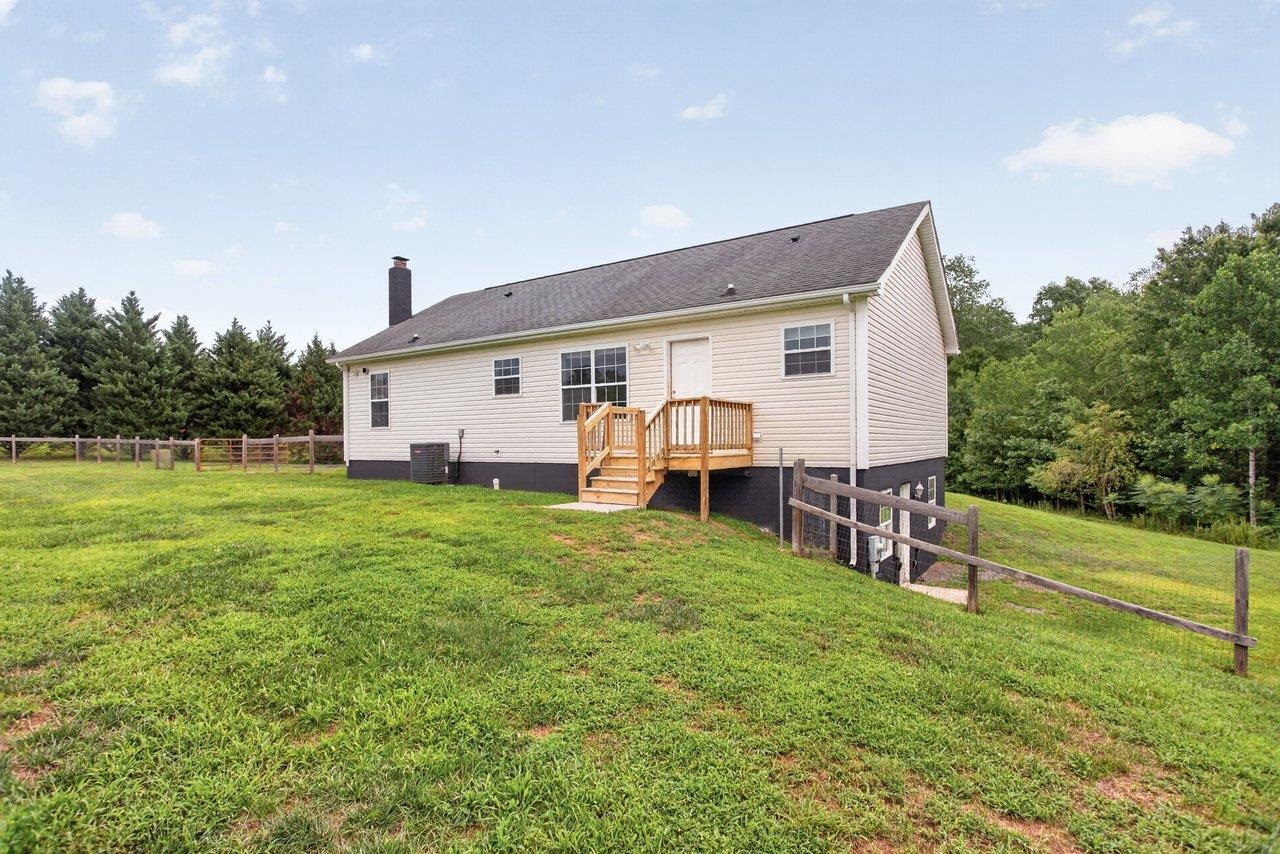 7066 FORTUNE LN, KEENE, Virginia 22946, 3 Bedrooms Bedrooms, ,2 BathroomsBathrooms,Residential,7066 FORTUNE LN,680514 MLS # 680514 7066 FORTUNE LN, KEENE, Virginia 22946, 3 Bedrooms Bedrooms, ,2 BathroomsBathrooms,Residential,7066 FORTUNE LN,680514 MLS # 680514