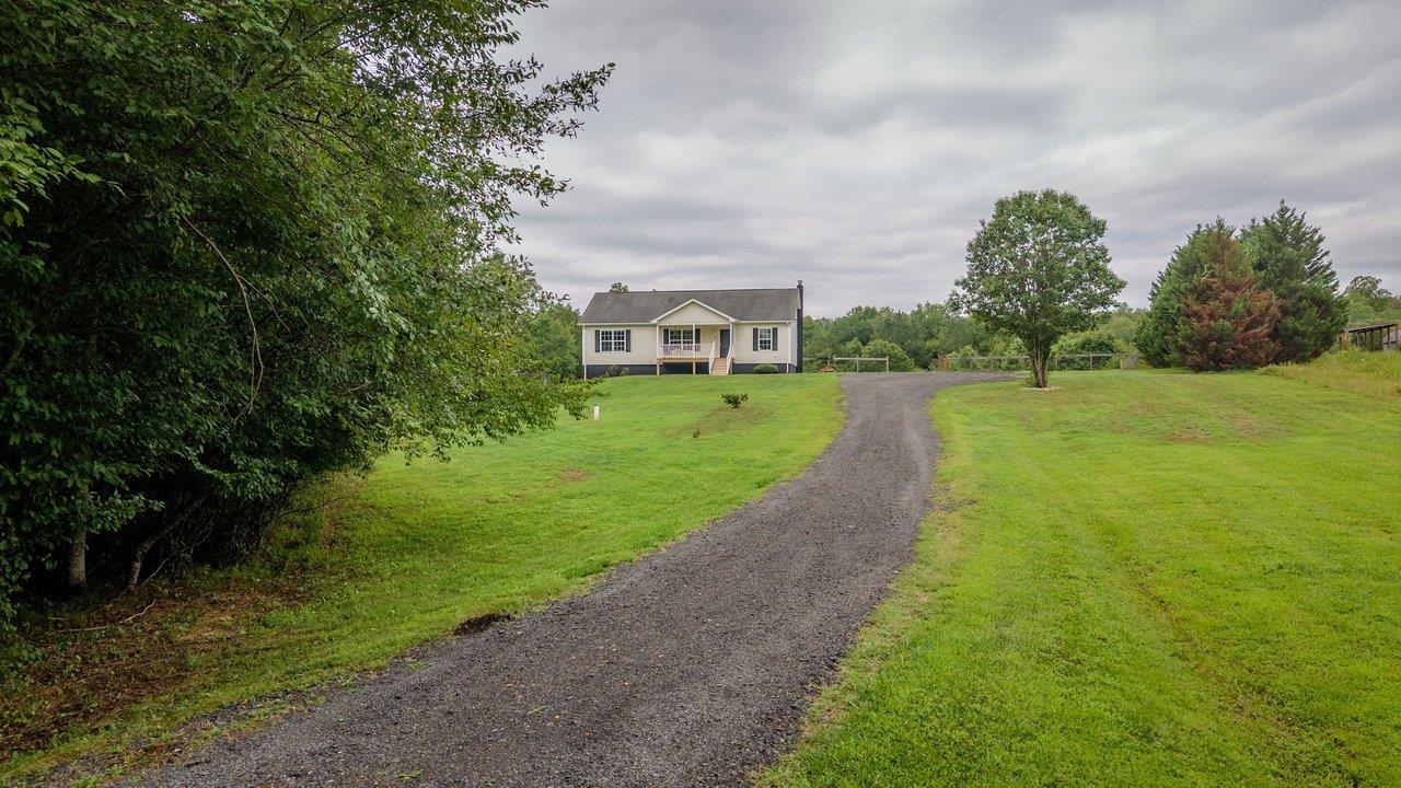 7066 FORTUNE LN, KEENE, Virginia 22946, 3 Bedrooms Bedrooms, ,2 BathroomsBathrooms,Residential,7066 FORTUNE LN,680514 MLS # 680514 7066 FORTUNE LN, KEENE, Virginia 22946, 3 Bedrooms Bedrooms, ,2 BathroomsBathrooms,Residential,7066 FORTUNE LN,680514 MLS # 680514