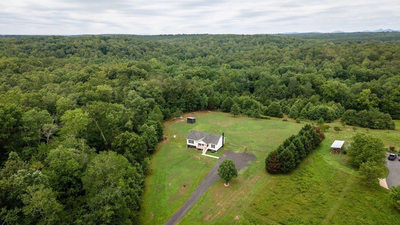 7066 FORTUNE LN, KEENE, Virginia 22946, 3 Bedrooms Bedrooms, ,2 BathroomsBathrooms,Residential,7066 FORTUNE LN,680514 MLS # 680514 7066 FORTUNE LN, KEENE, Virginia 22946, 3 Bedrooms Bedrooms, ,2 BathroomsBathrooms,Residential,7066 FORTUNE LN,680514 MLS # 680514