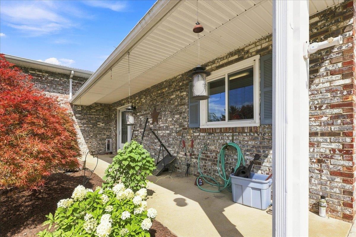 1100 QUICKS MILL RD, STAUNTON, Virginia 24401, 5 Bedrooms Bedrooms, ,3 BathroomsBathrooms,Residential,1100 QUICKS MILL RD,680542 MLS # 680542 1100 QUICKS MILL RD, STAUNTON, Virginia 24401, 5 Bedrooms Bedrooms, ,3 BathroomsBathrooms,Residential,1100 QUICKS MILL RD,680542 MLS # 680542