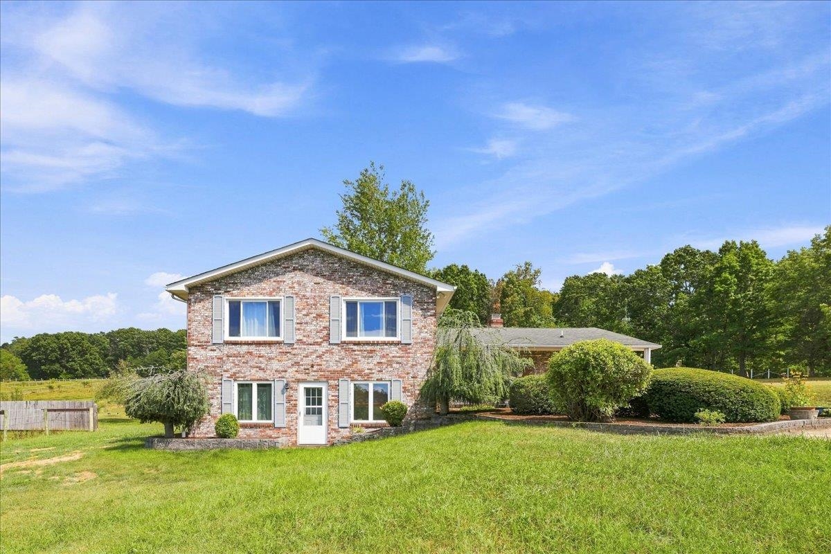 1100 QUICKS MILL RD, STAUNTON, Virginia 24401, 5 Bedrooms Bedrooms, ,3 BathroomsBathrooms,Residential,1100 QUICKS MILL RD,680542 MLS # 680542 1100 QUICKS MILL RD, STAUNTON, Virginia 24401, 5 Bedrooms Bedrooms, ,3 BathroomsBathrooms,Residential,1100 QUICKS MILL RD,680542 MLS # 680542