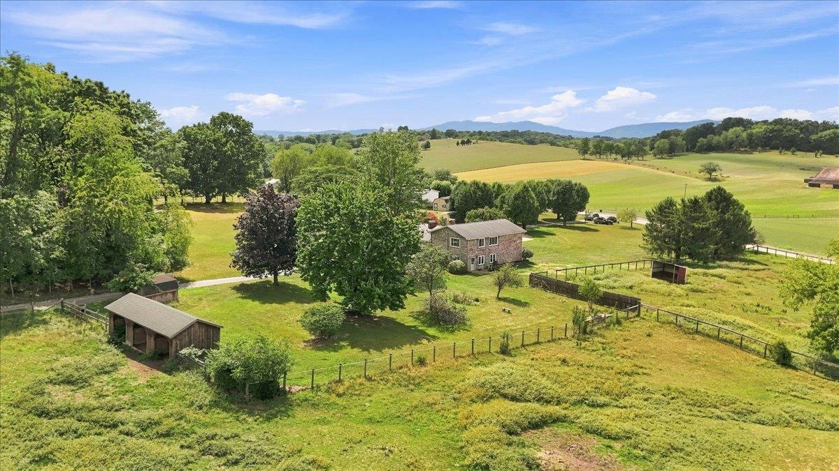 1100 QUICKS MILL RD, STAUNTON, Virginia 24401, 5 Bedrooms Bedrooms, ,3 BathroomsBathrooms,Residential,1100 QUICKS MILL RD,680542 MLS # 680542 1100 QUICKS MILL RD, STAUNTON, Virginia 24401, 5 Bedrooms Bedrooms, ,3 BathroomsBathrooms,Residential,1100 QUICKS MILL RD,680542 MLS # 680542